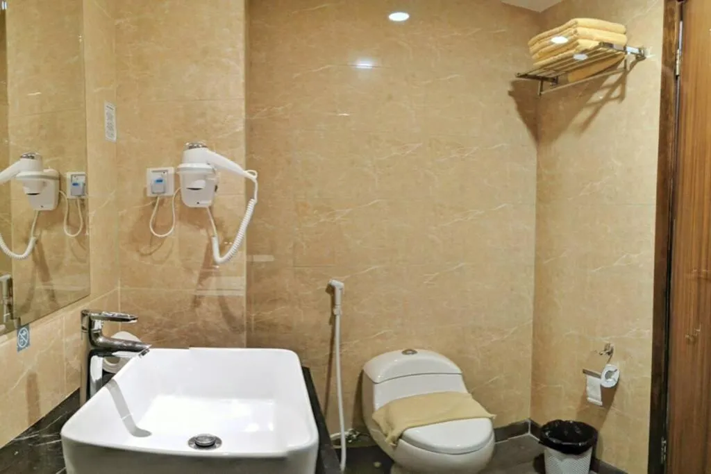 Lovina 0305 at Pelita Nagoya Apartment