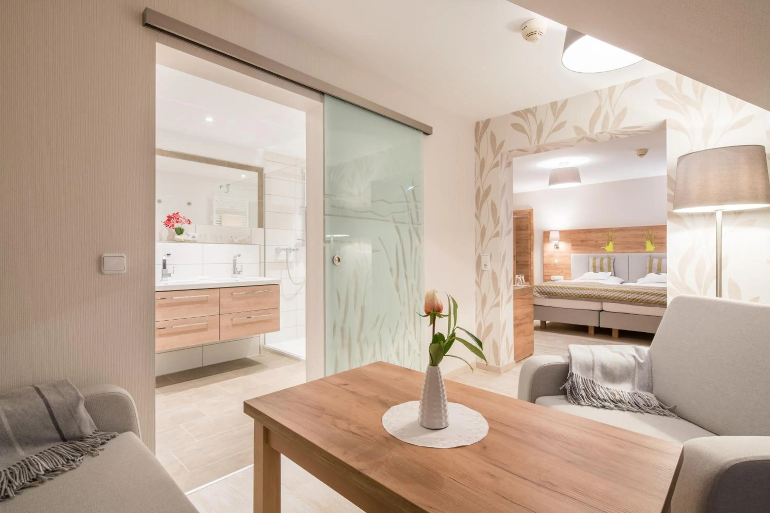 Living room, Bed in Eifel Hotel Schneider am Maar