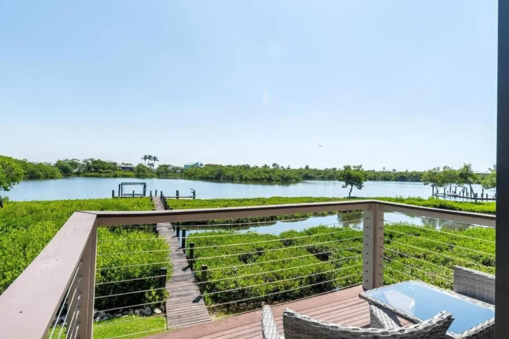 Blue Lagoon Estate