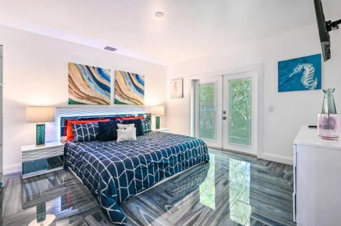 Other, Bed in Orchid Estates