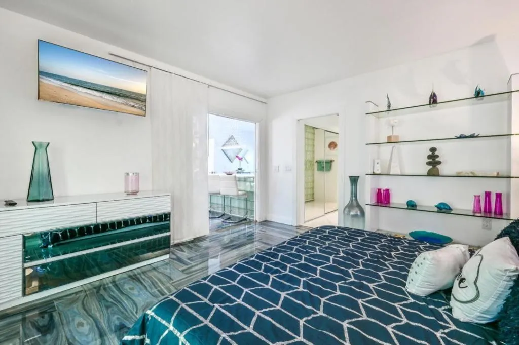 Other, Bed in Orchid Estates