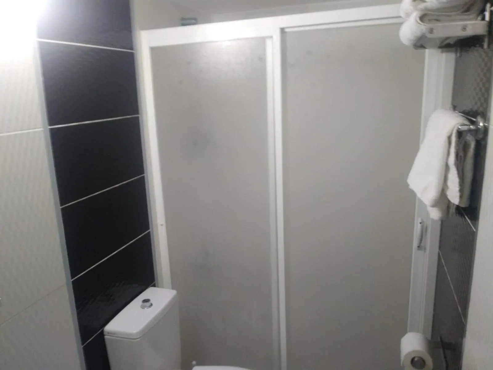 Bathroom in LİMON OTEL FOÇA