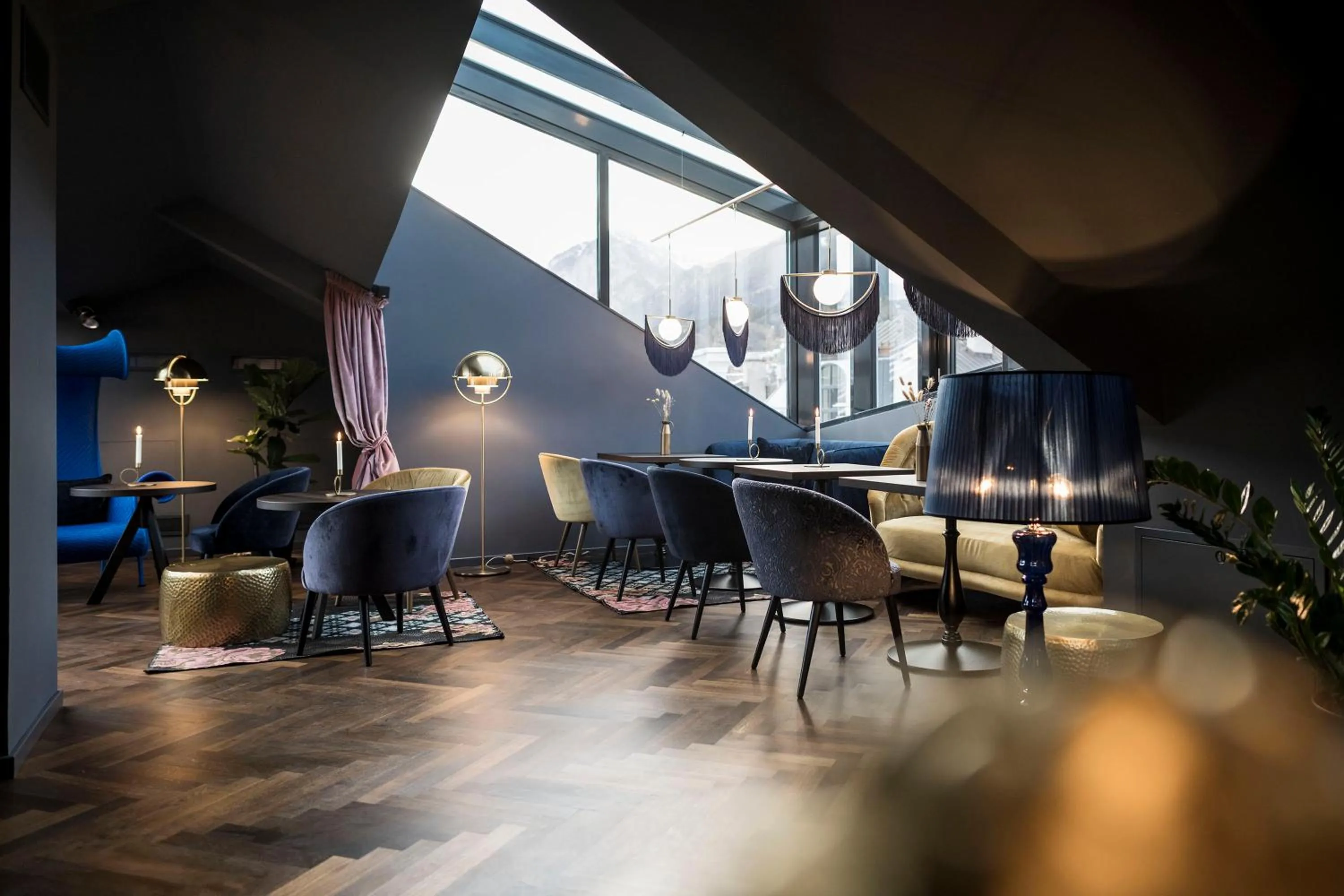 Lounge or bar in Altstadthotel Weisses Kreuz