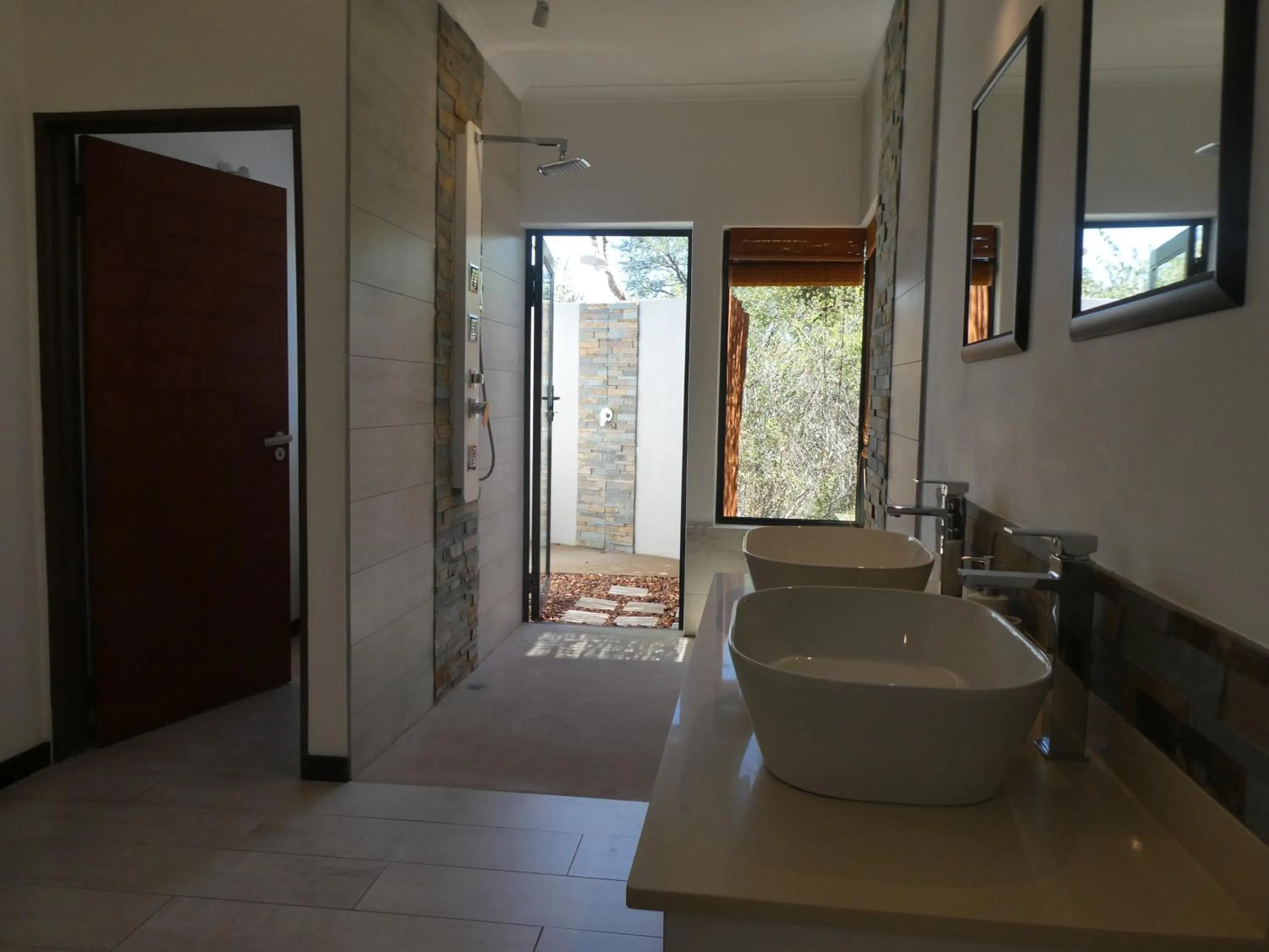 Gem In The Bush Lodge