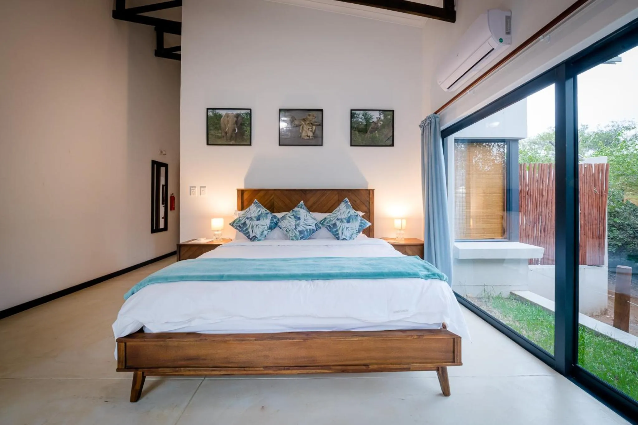 Bed in Gem In The Bush Lodge