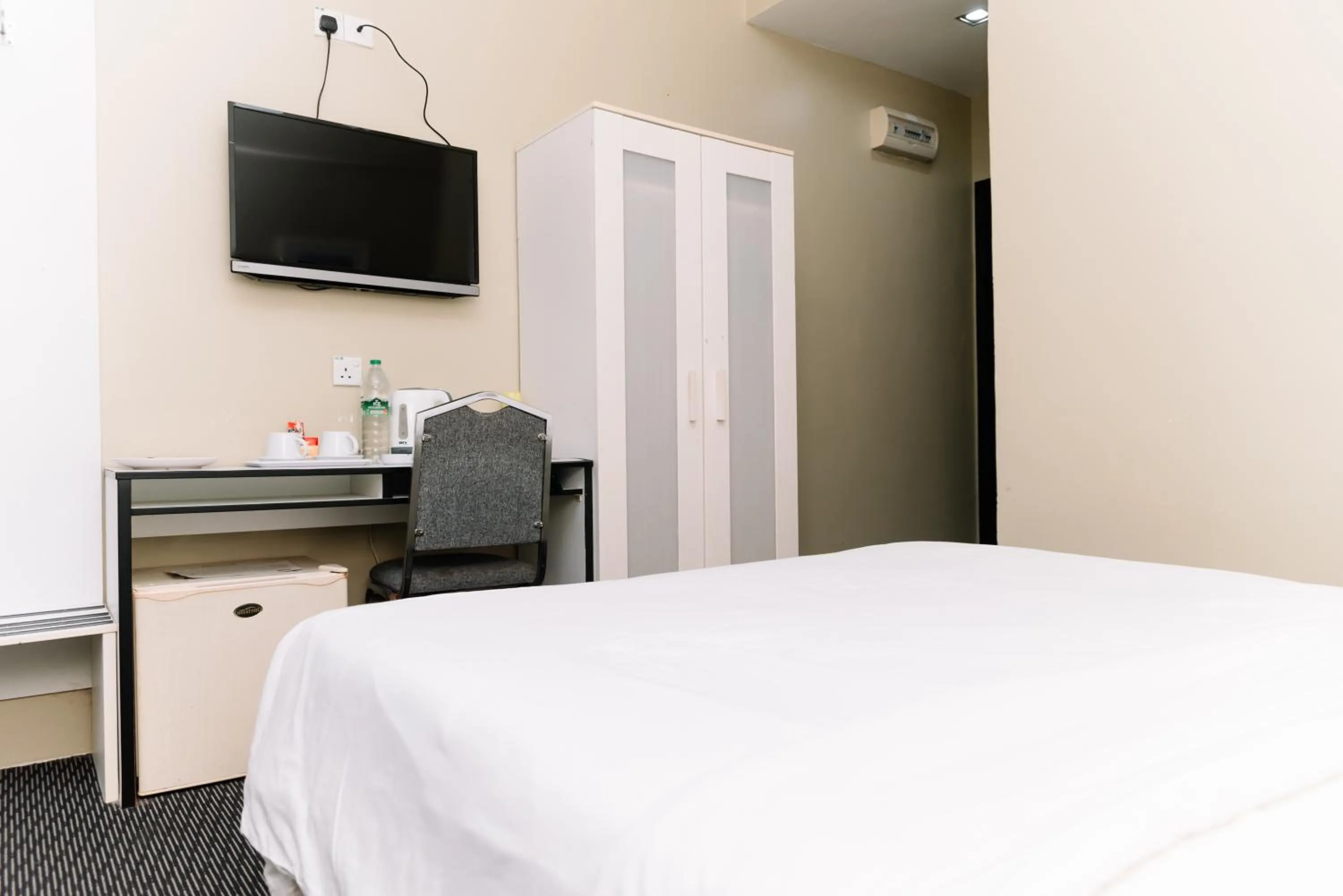 TV and multimedia, Bed in Ridel Sunset Hotel