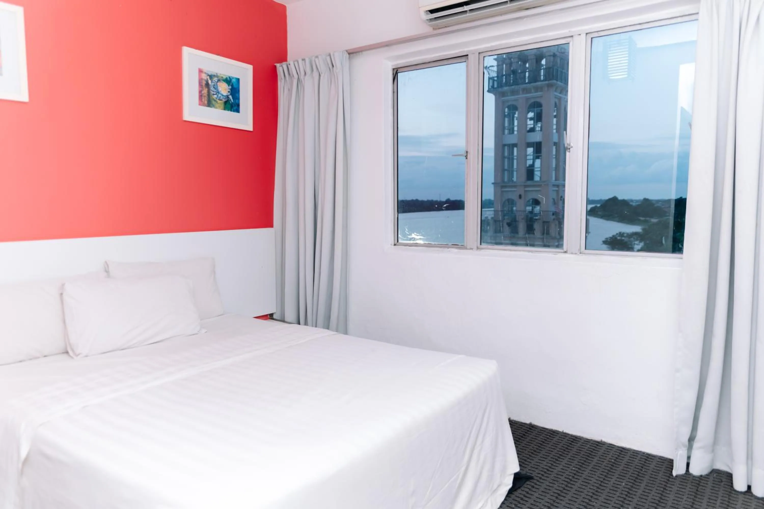 Photo of the whole room, Bed in Ridel Sunset Hotel