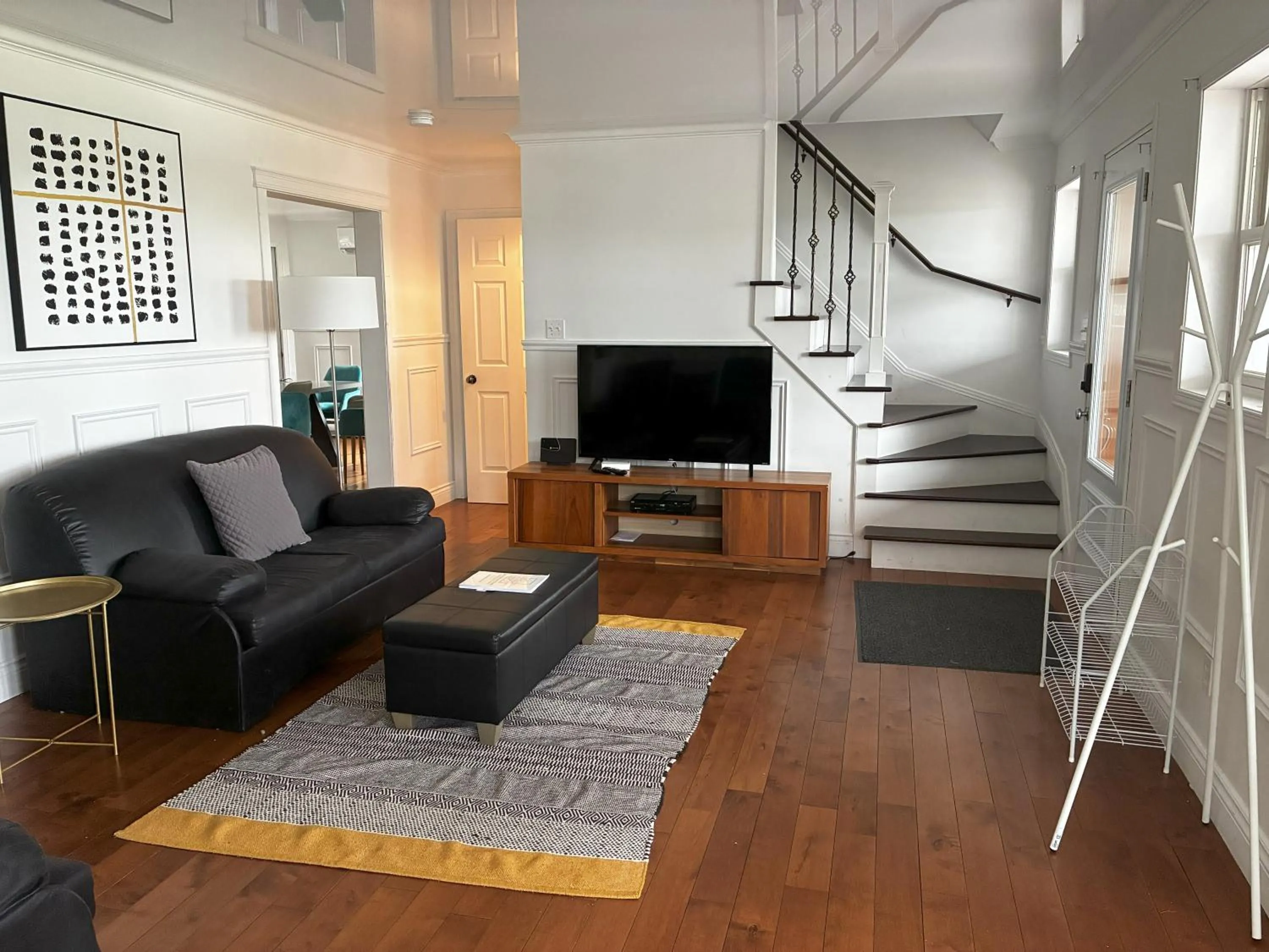 Living room in Au Sommet du Lac Magog