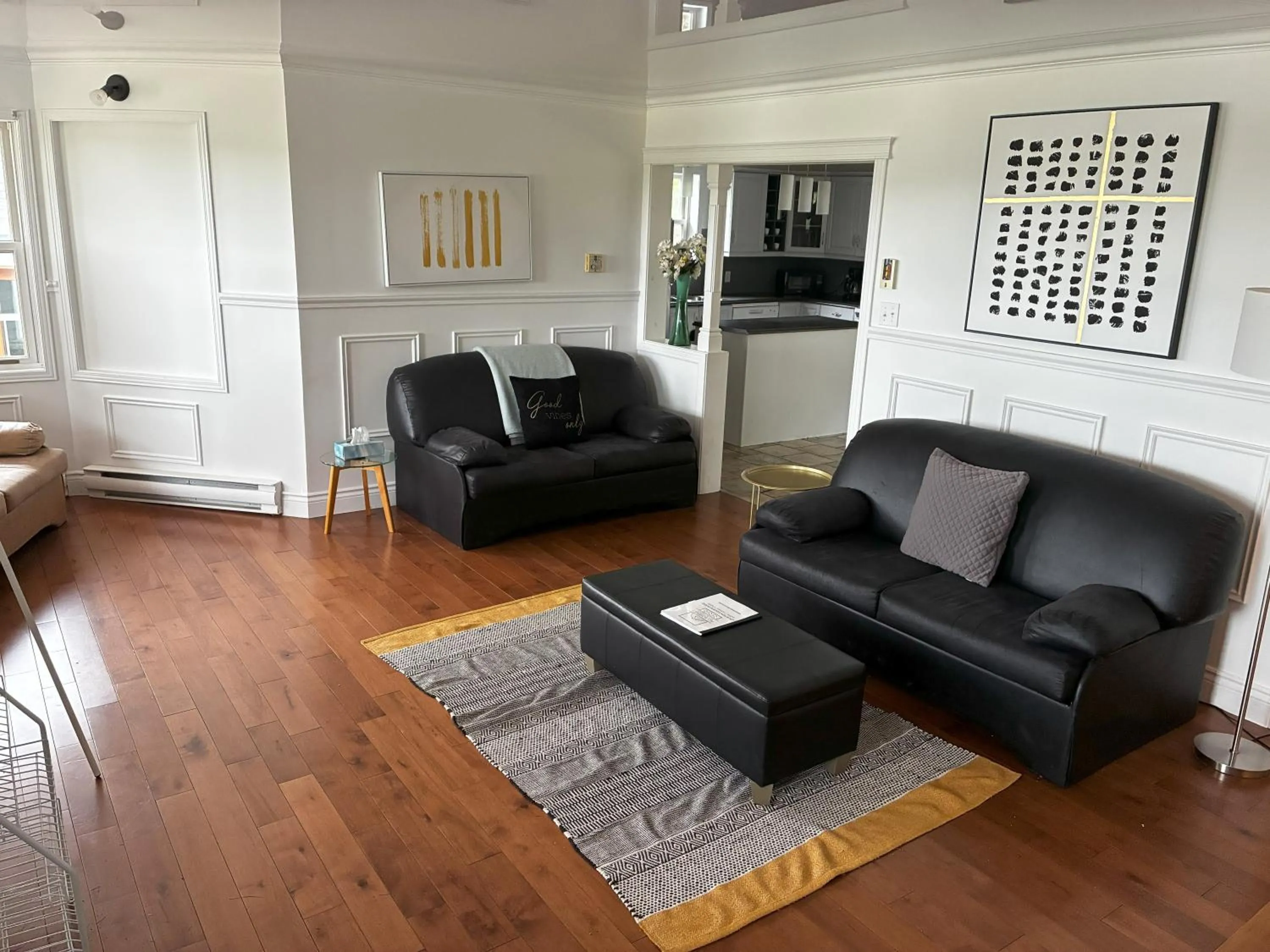Living room in Au Sommet du Lac Magog