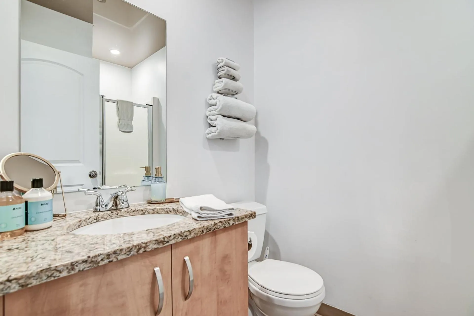 Shower in Au Sommet du Lac Magog