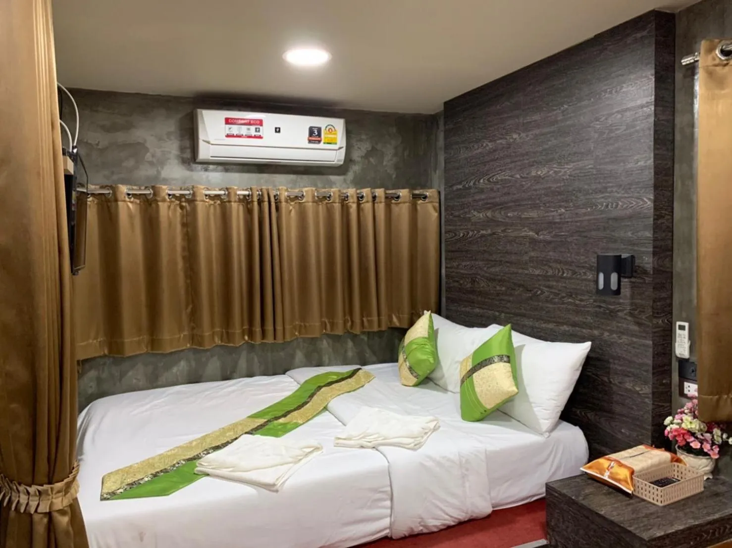 Bed in Amazon Resort