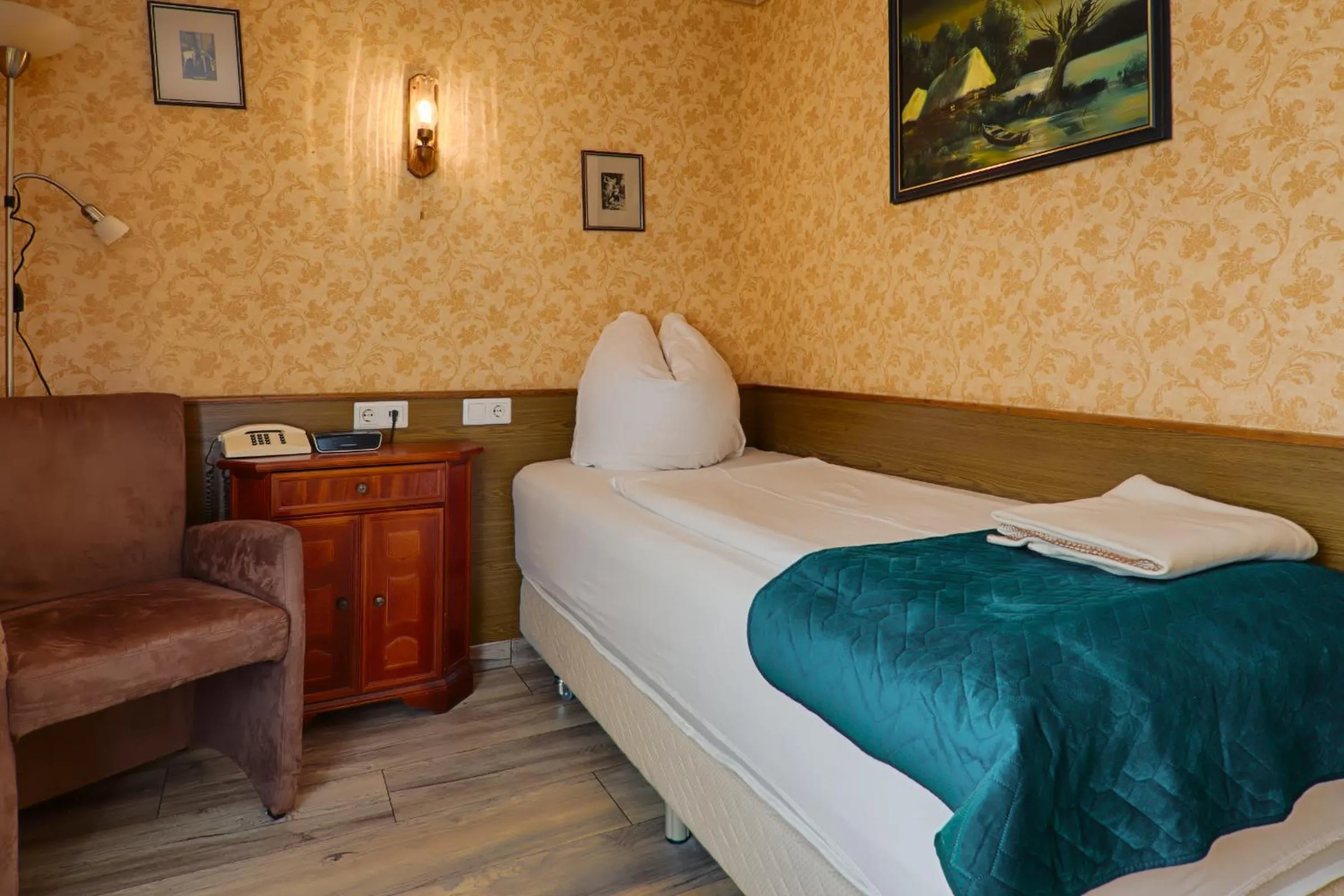 Bedroom, Bed in Waldschlösschen