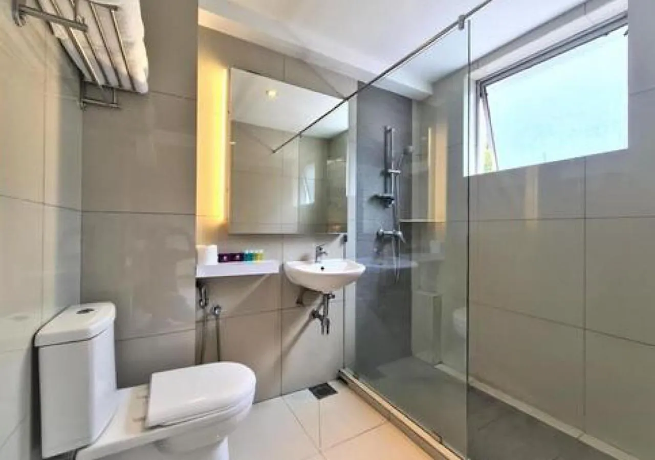 Bathroom in Robertson PanoramaKL Suites