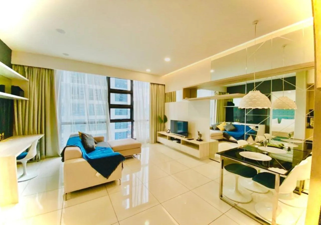 Robertson PanoramaKL Suites