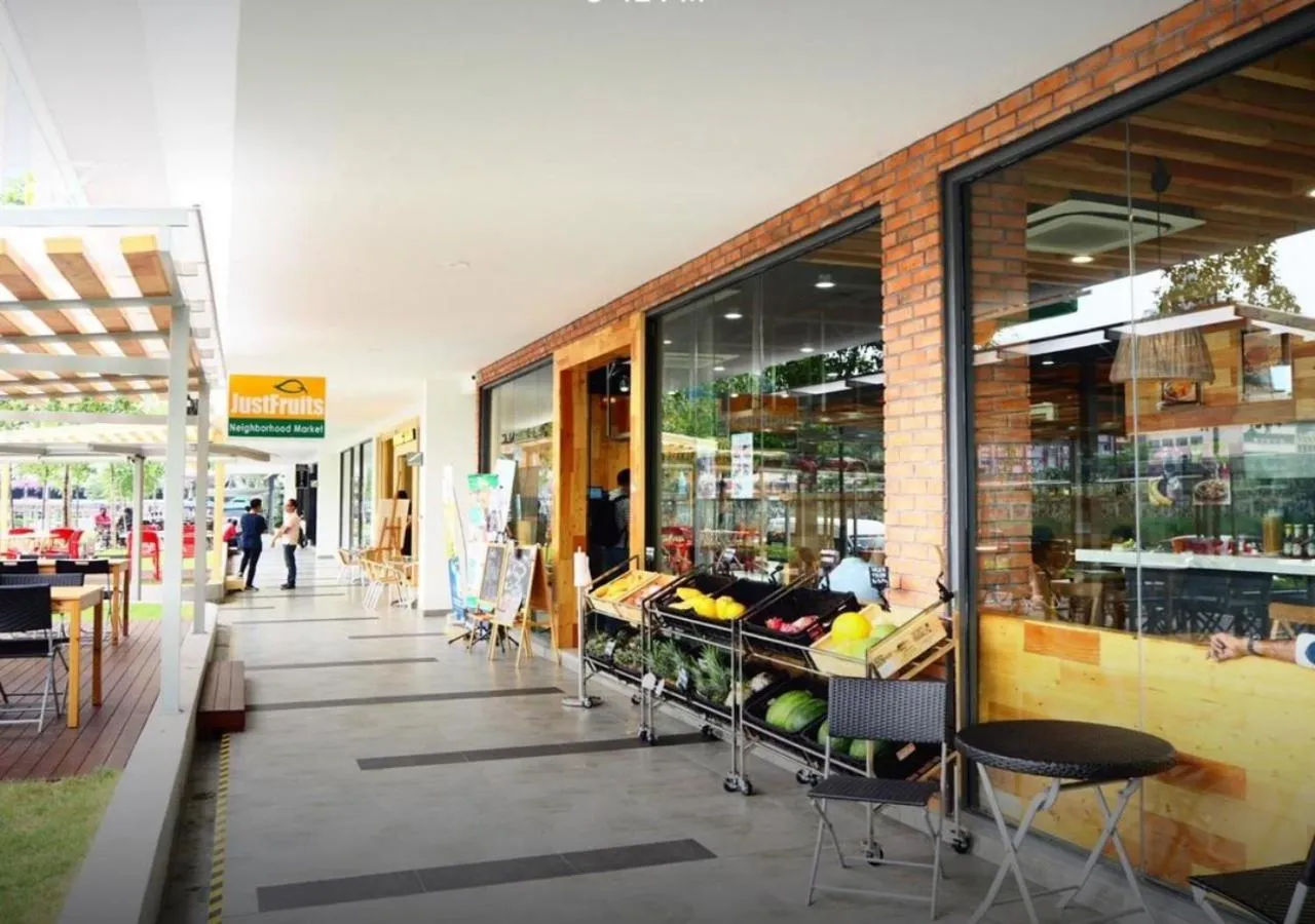 Breakfast in Robertson PanoramaKL Suites