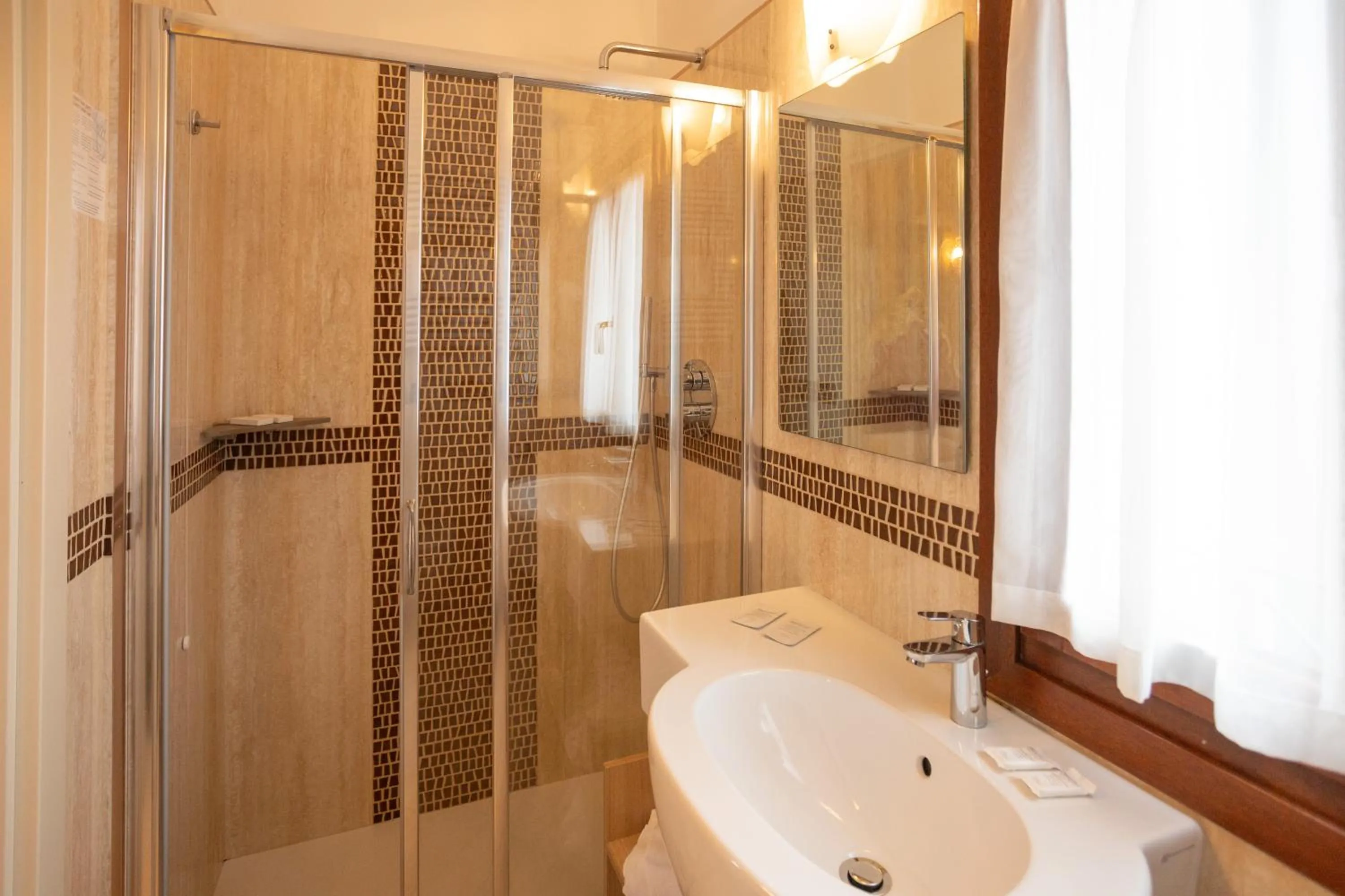 Shower in Duomo Boutique Hotel