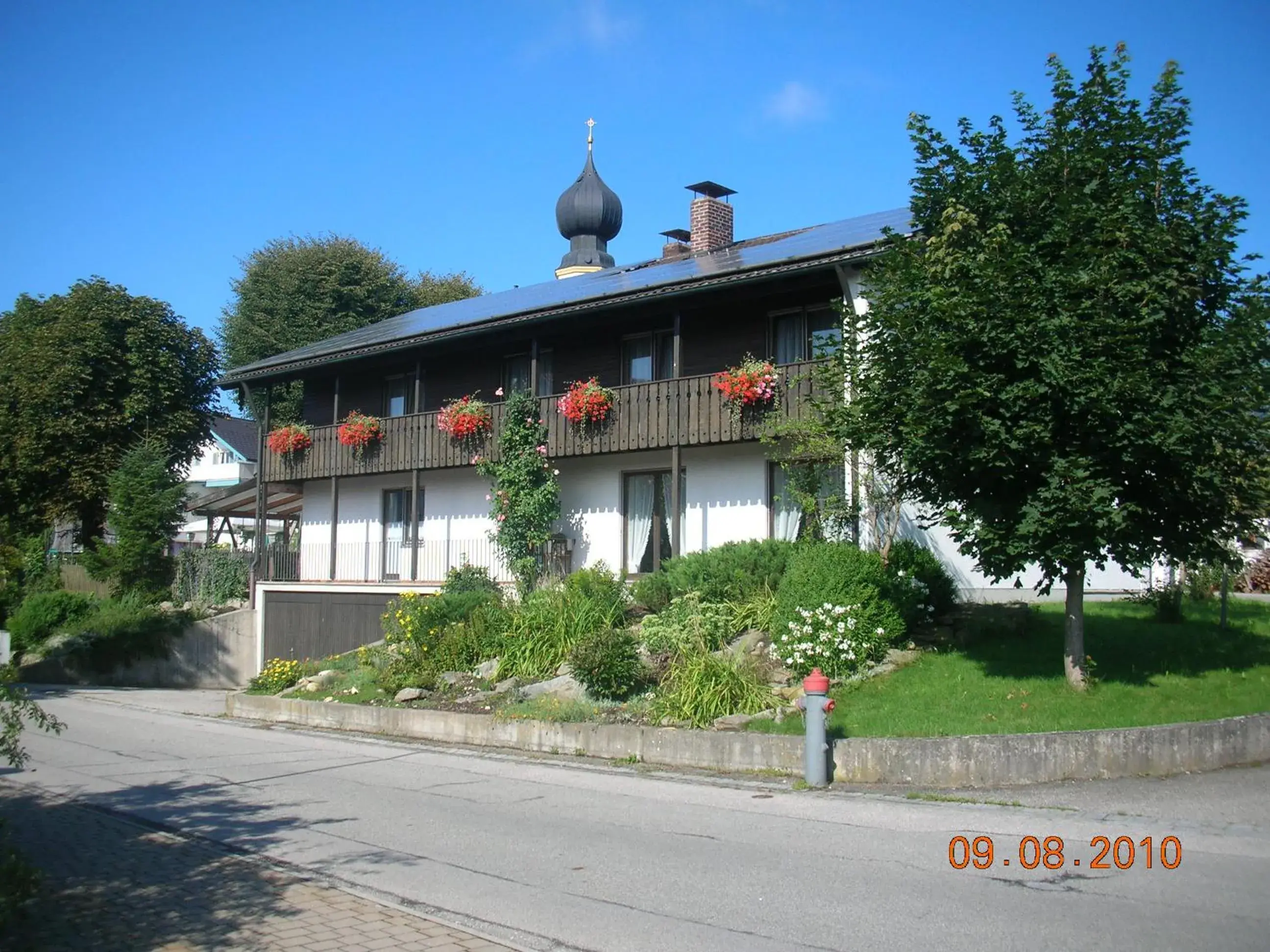 Double Room with Balcony (2 Adults + 1 Child) in Gasthof zur Post Double Room with Balcony (2 Adults + 1 Child) in Gasthof zur Post