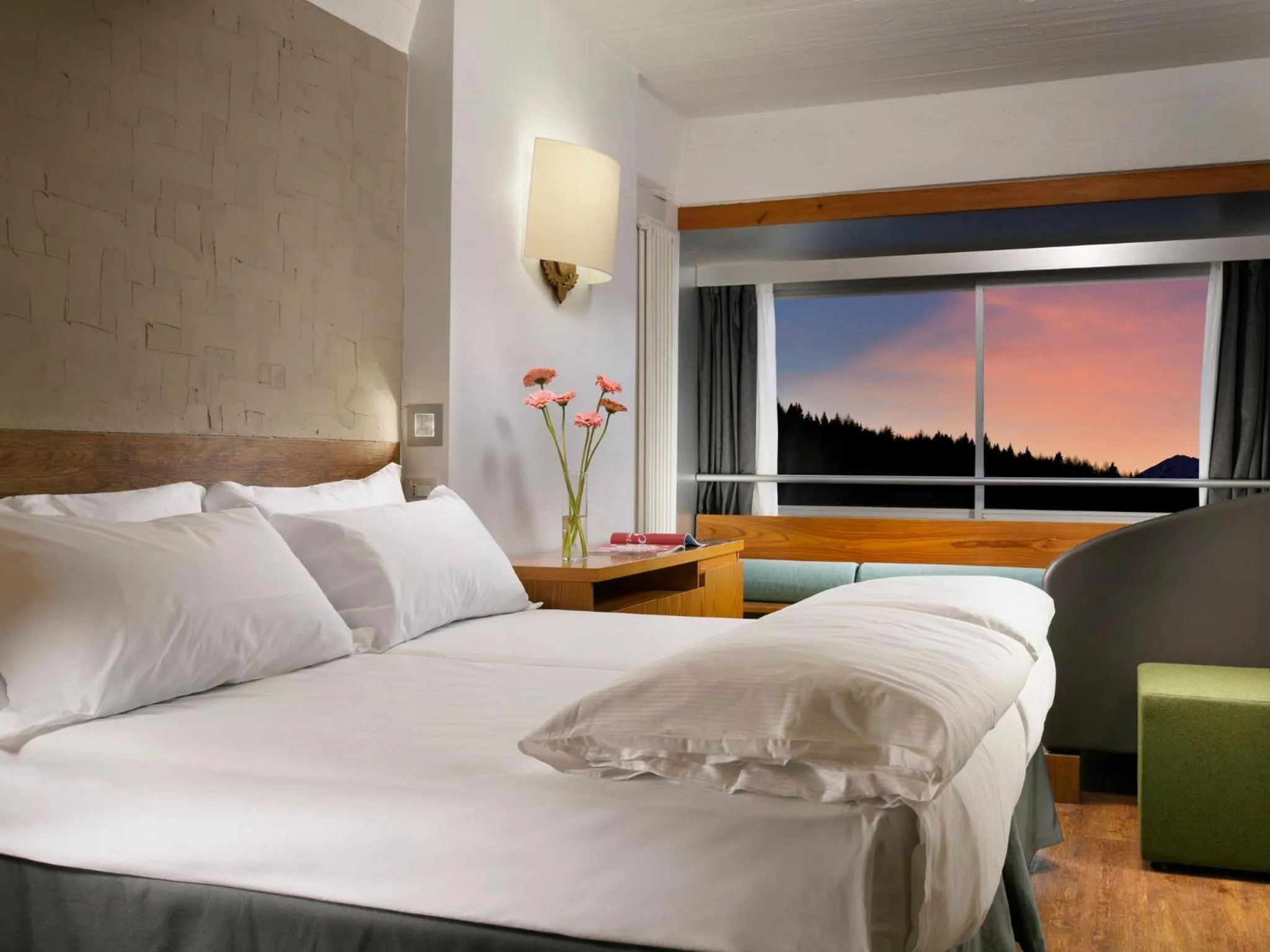 Photo of the whole room, Bed in TH Marilleva