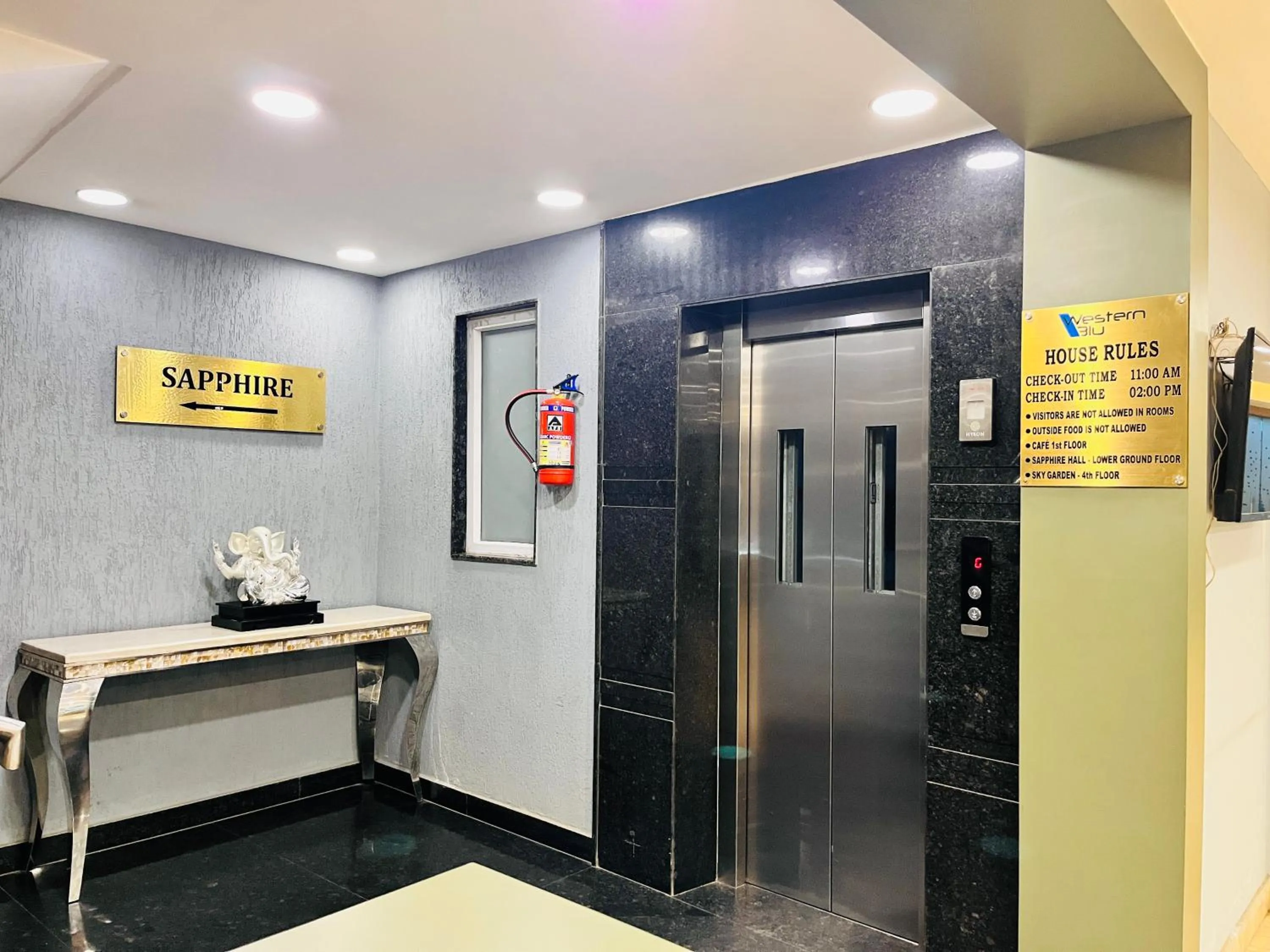 elevator in Western Blu