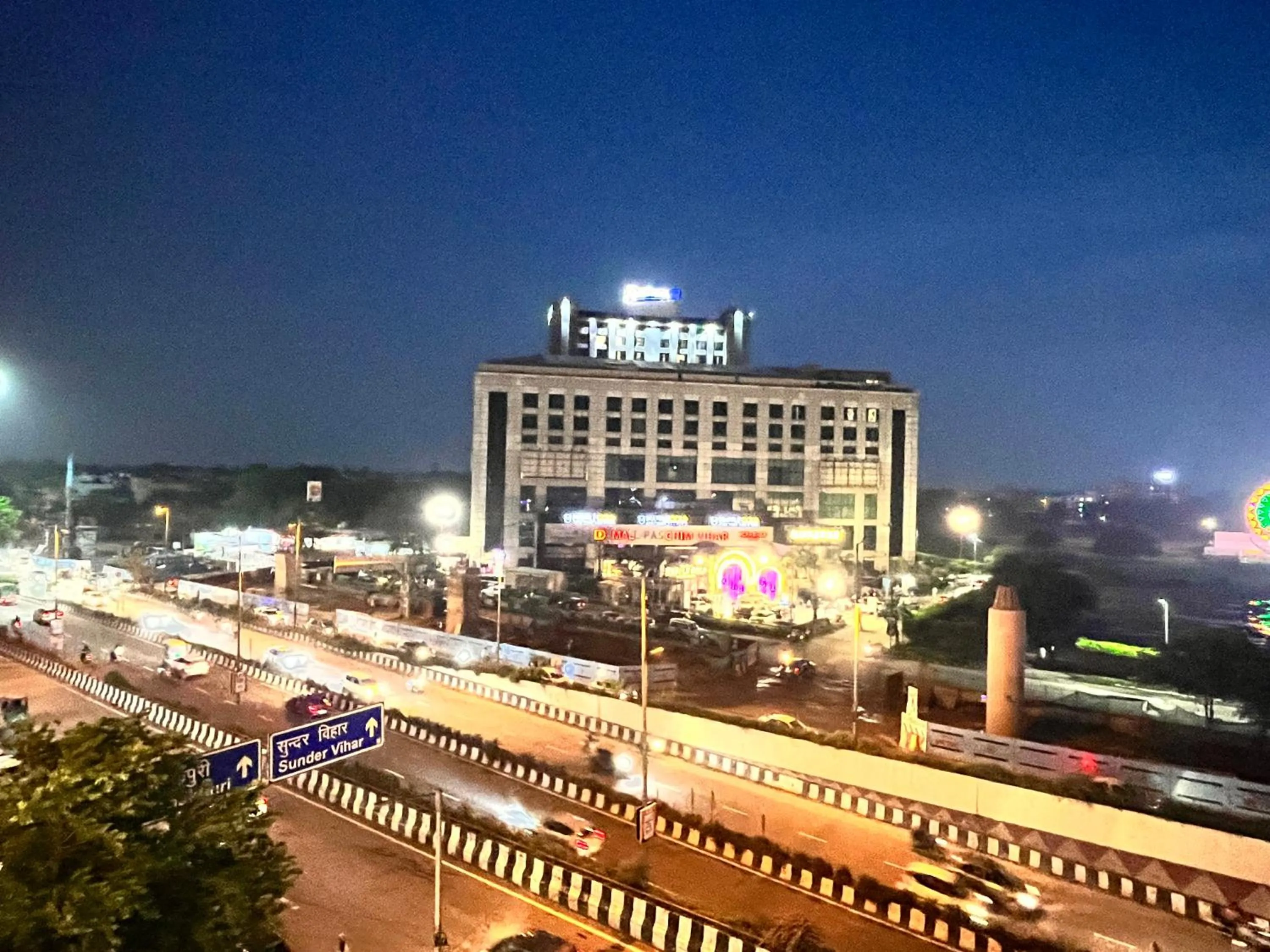 Nearby landmark in Western Blu