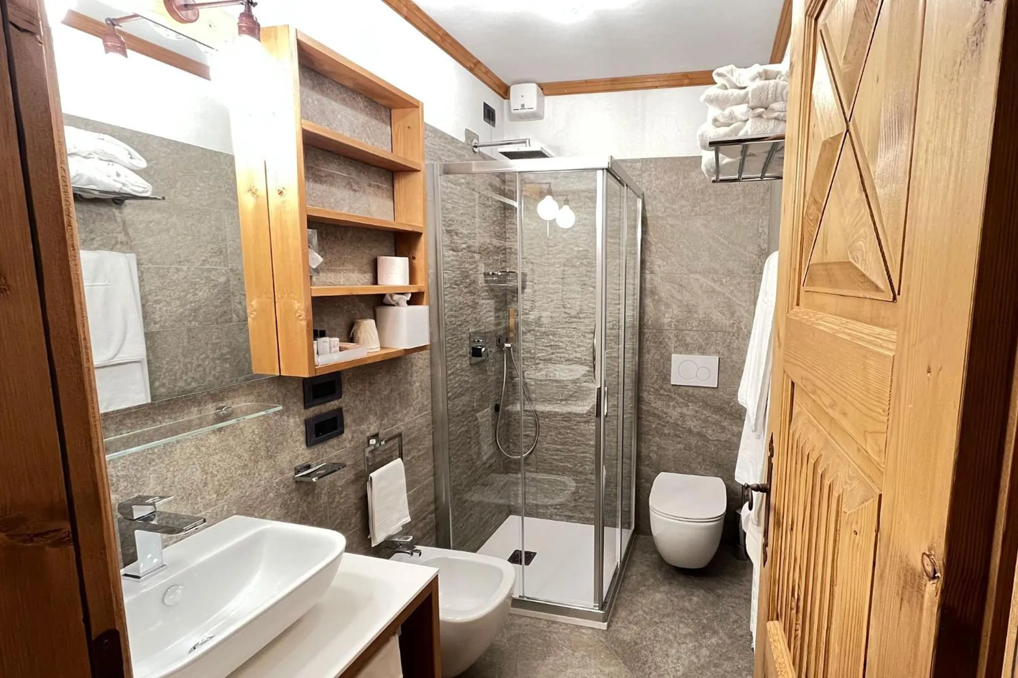 Shower in HOTEL BOUTON D'OR Courmayeur