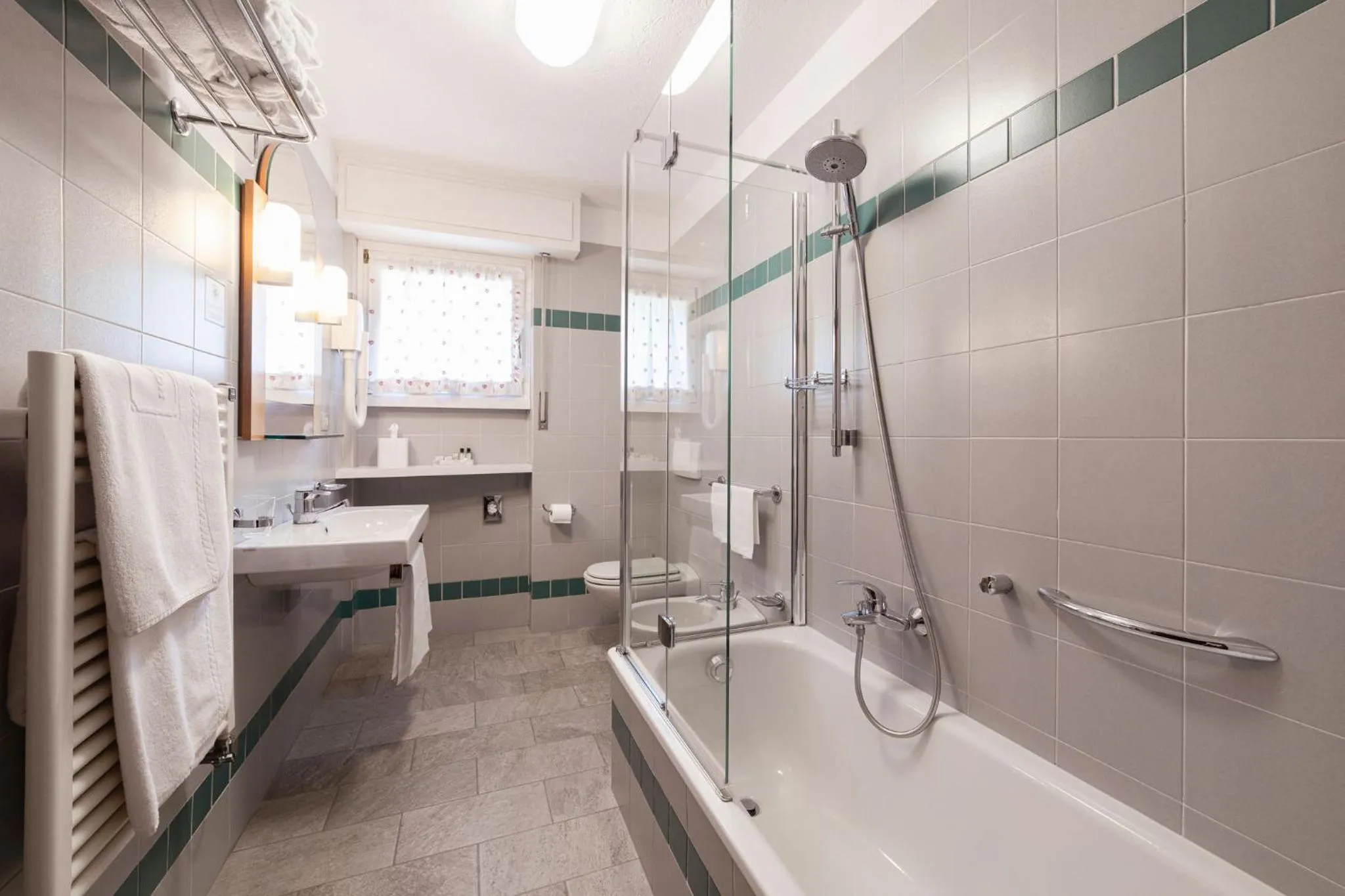 Shower in HOTEL BOUTON D'OR Courmayeur