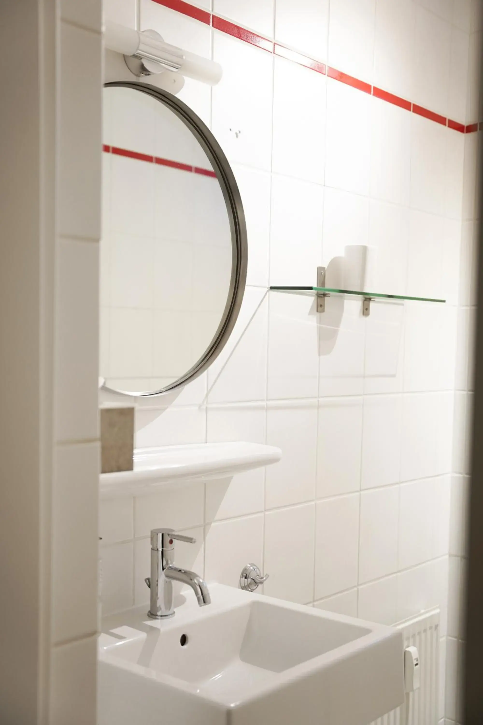 Twin Room with Shared Bathroom - single occupancy in urraum Hotel Twin Room with Shared Bathroom - single occupancy in urraum Hotel