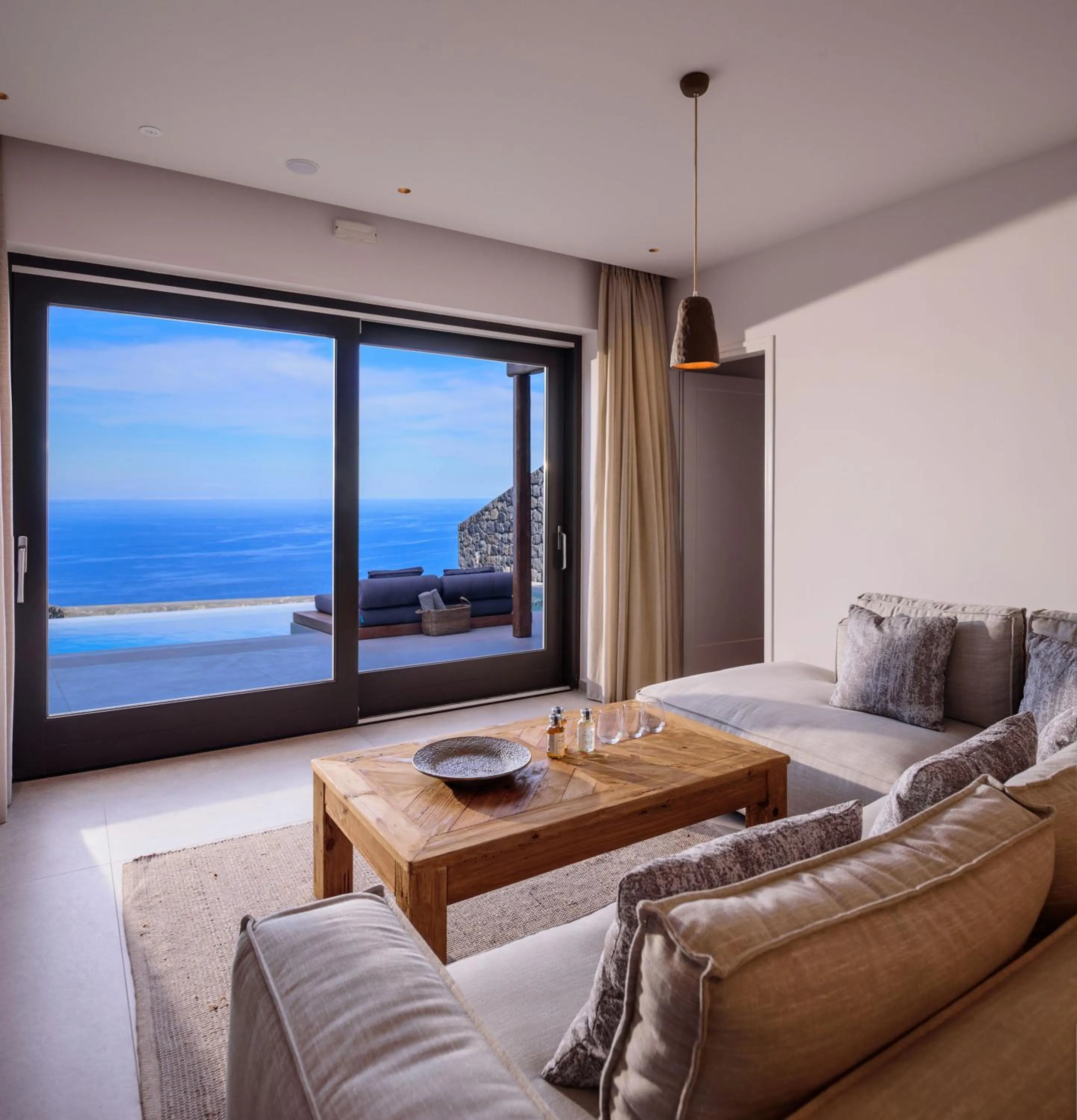 Living room, Bed in Lithi Luxury Retreat