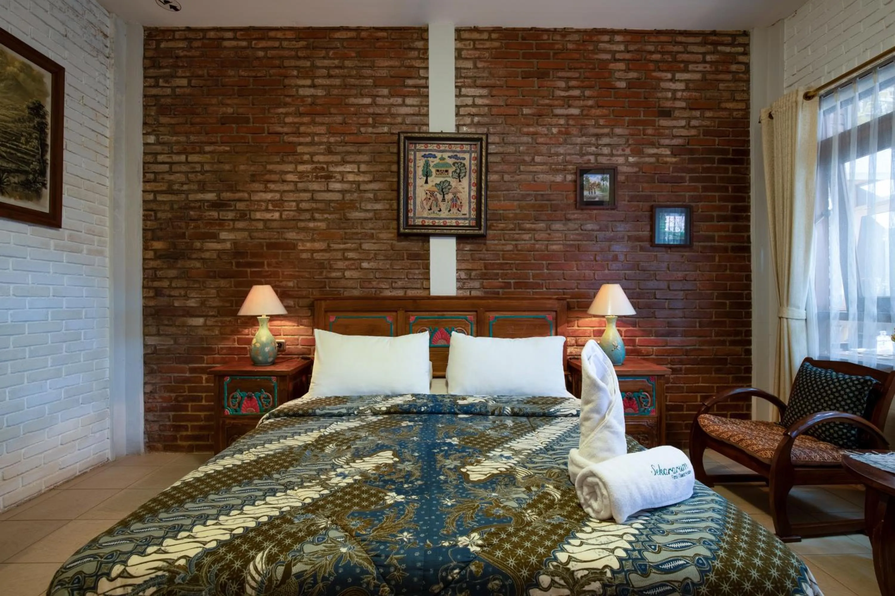 Bed in Sekararum Butik Syariah Guesthouse