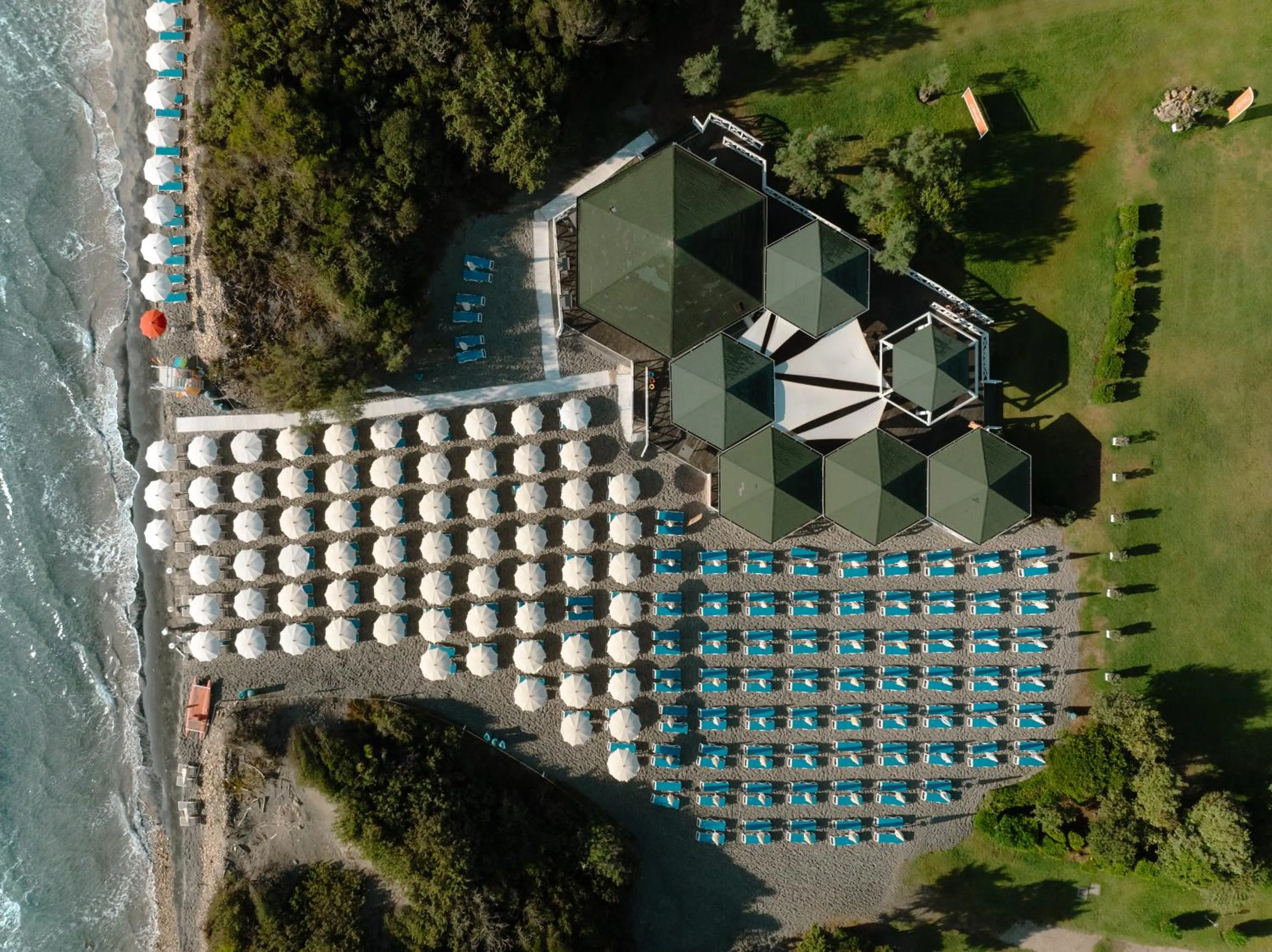 Beach in VOI Alimini Resort