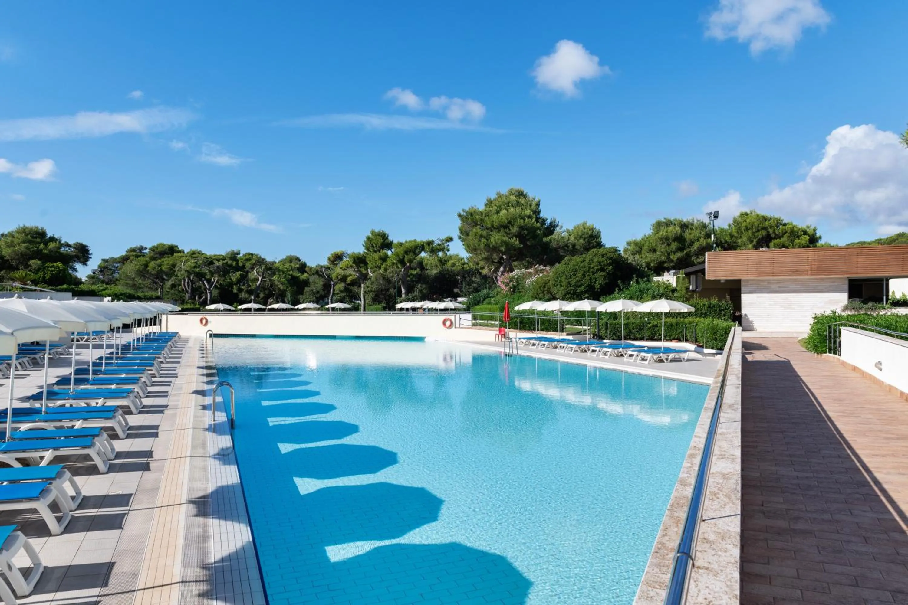 Swimming pool in VOI Alimini Resort