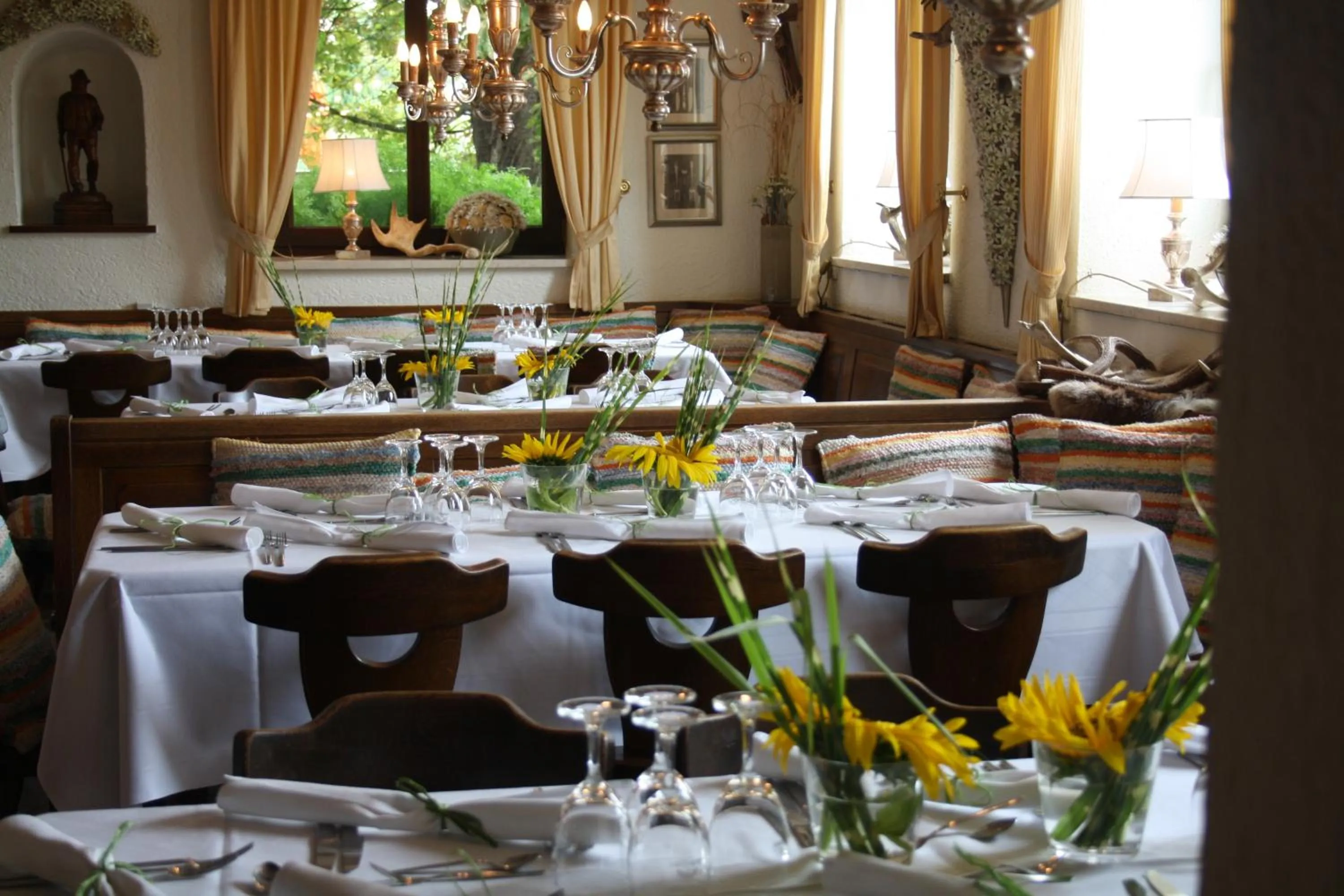Restaurant/places to eat in Hotel Gasthof Alte Post