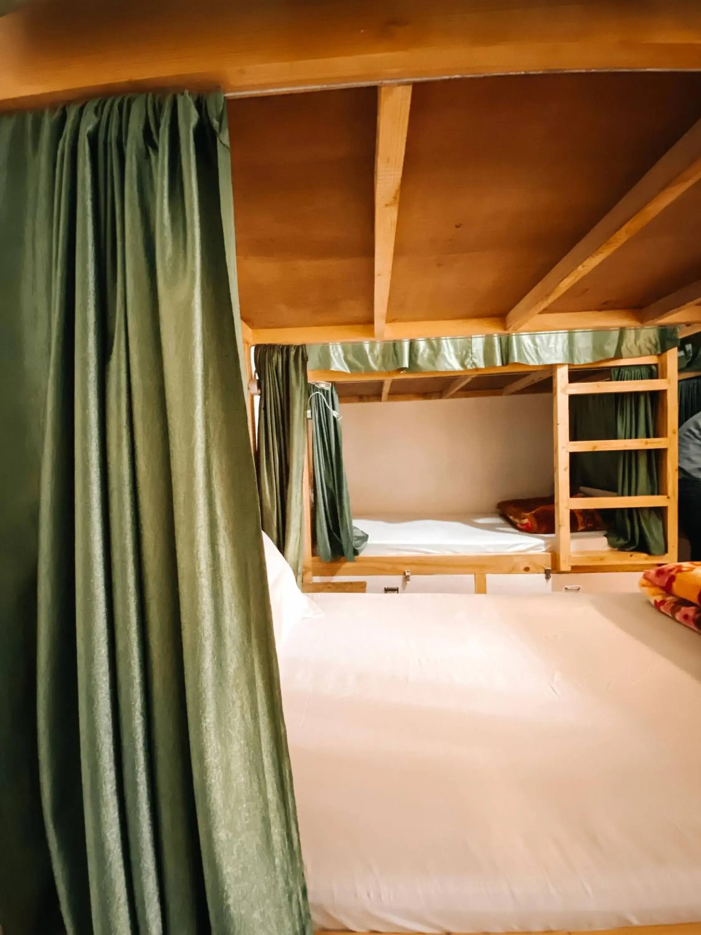 bunk bed in Jungle by sturmfrei Manali bunk bed in Jungle by sturmfrei Manali