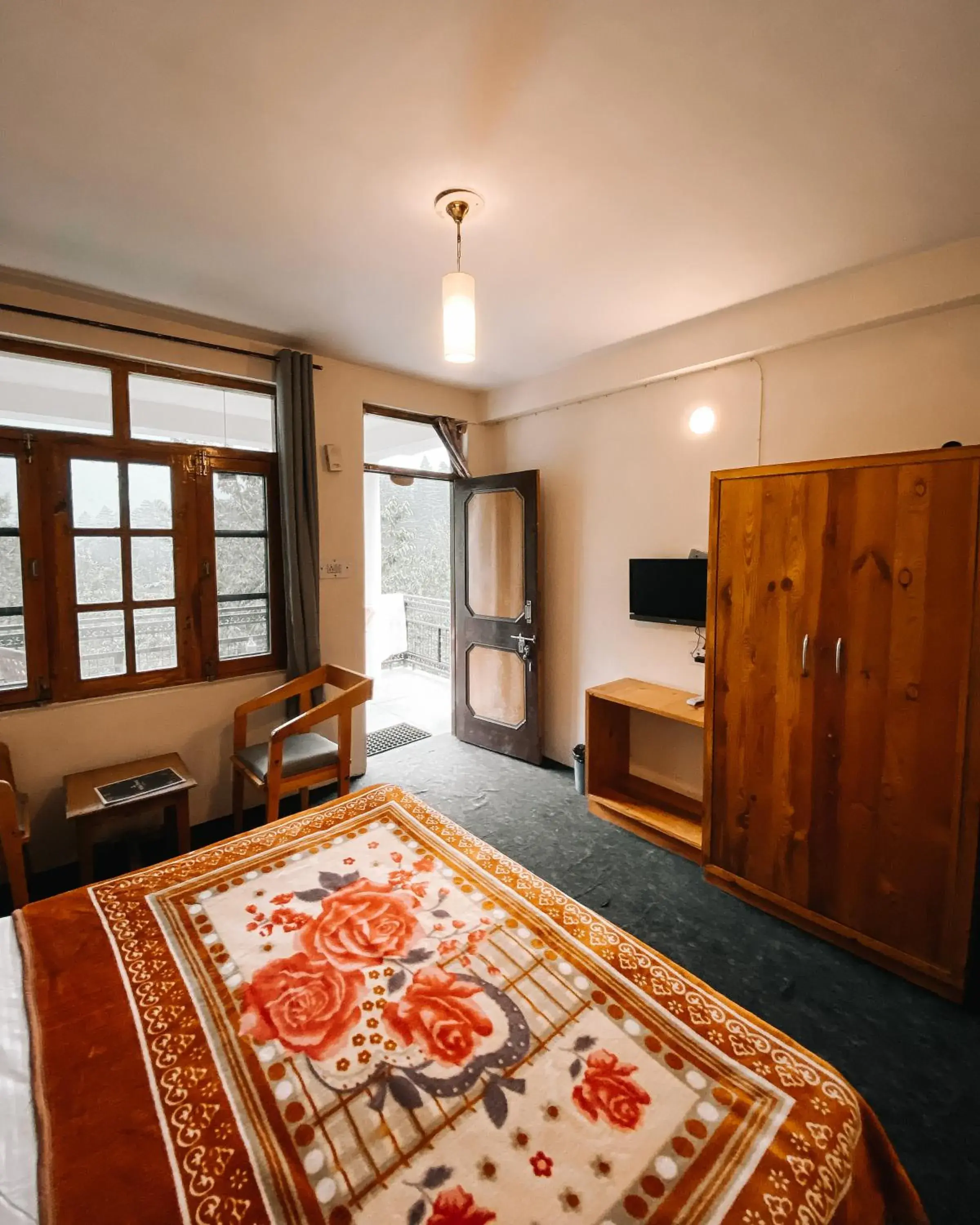 Photo of the whole room in Jungle by sturmfrei Manali Photo of the whole room in Jungle by sturmfrei Manali