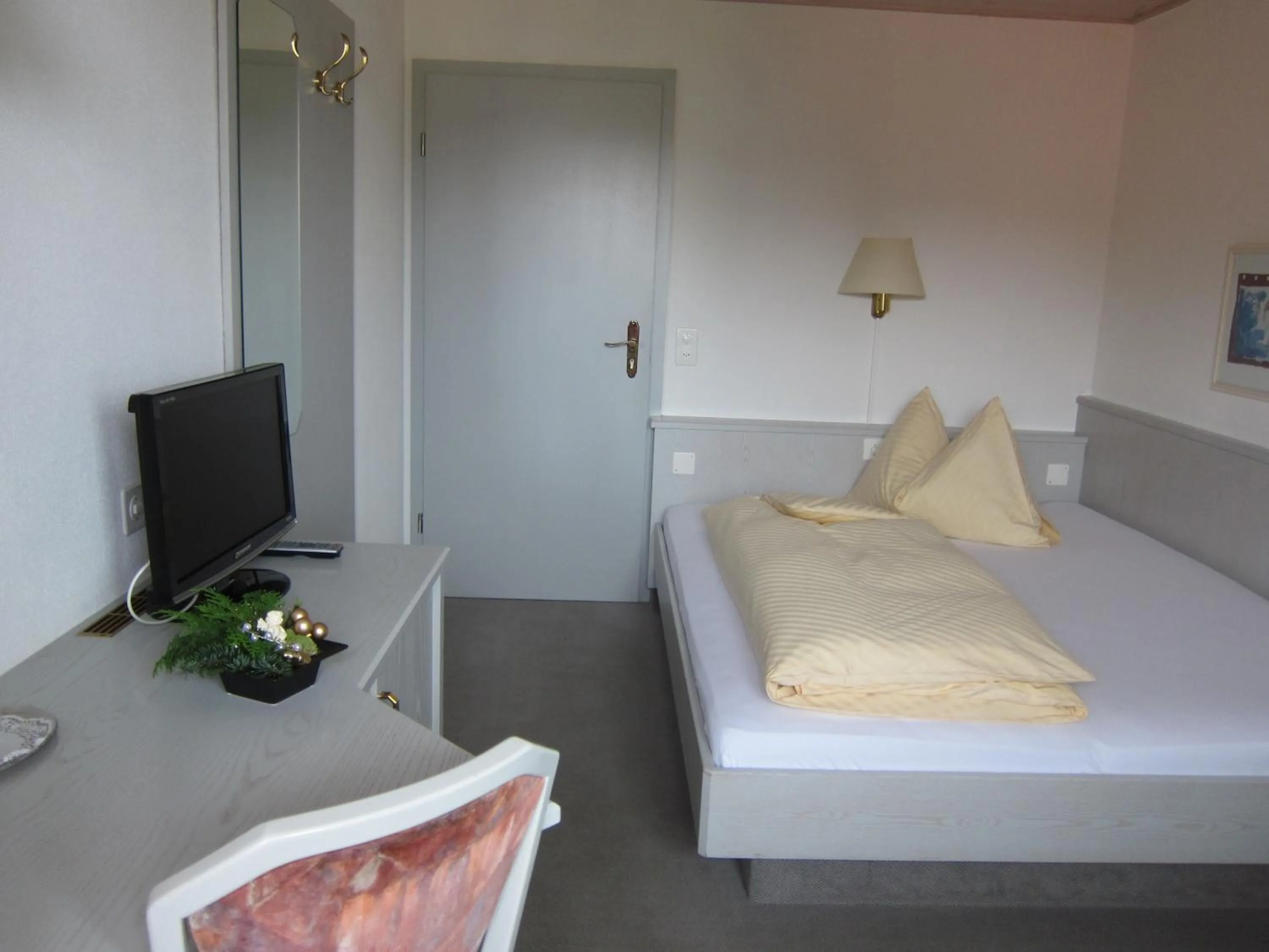 Bed in Landhotel Hirschen