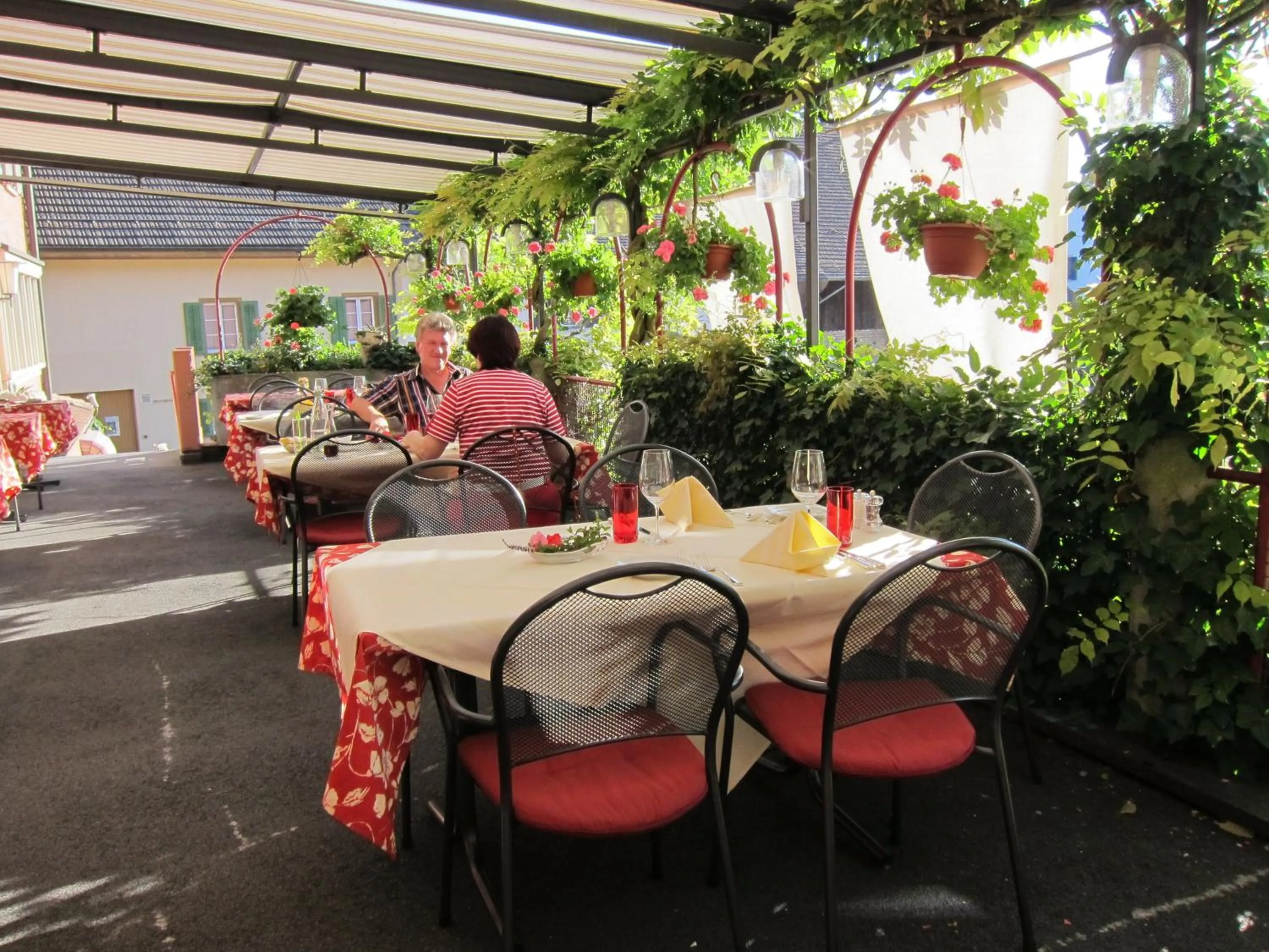 Restaurant/places to eat in Landhotel Hirschen