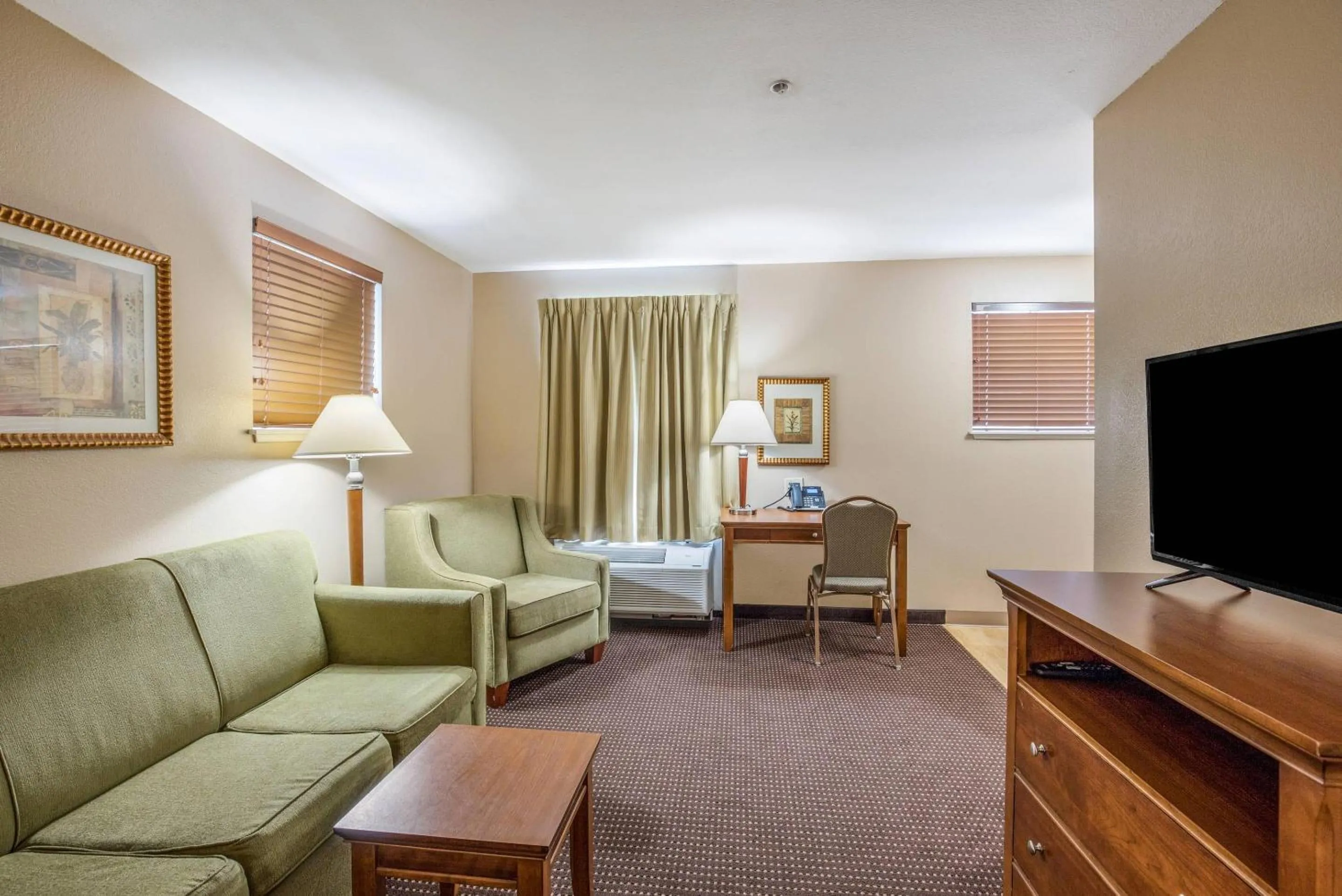 Bedroom in MainStay Suites Port Saint Joe South