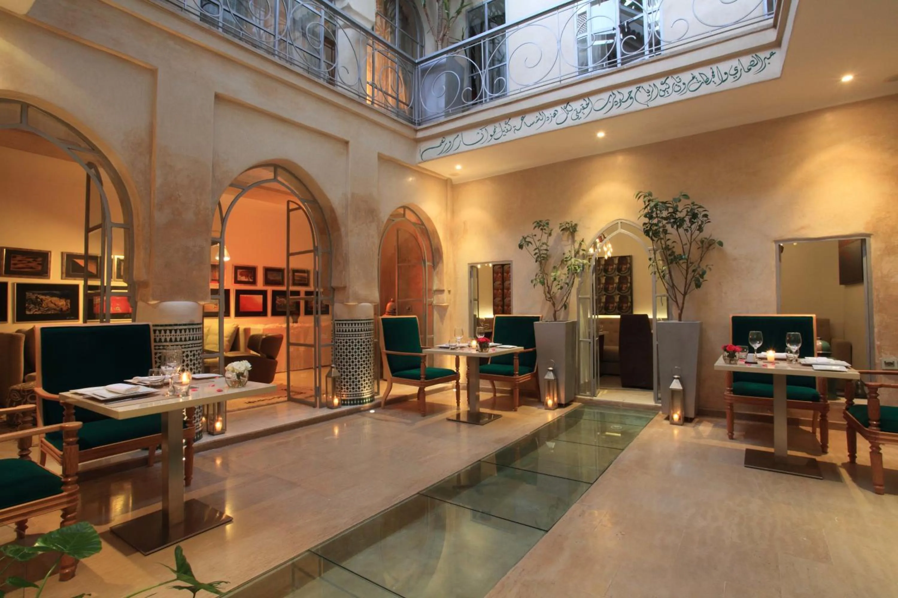 Restaurant/places to eat in Riad Infinity Sea