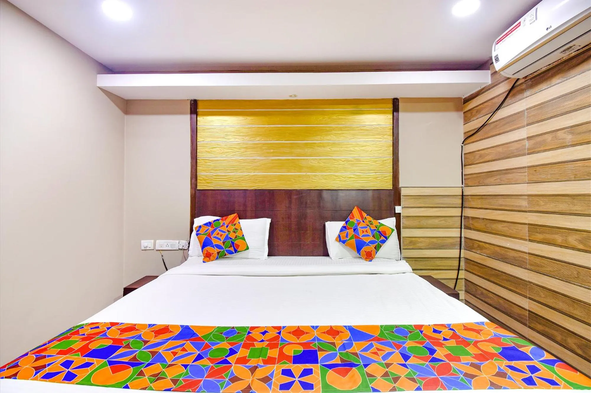Bed in FabExpress Ocean Residency, Colva