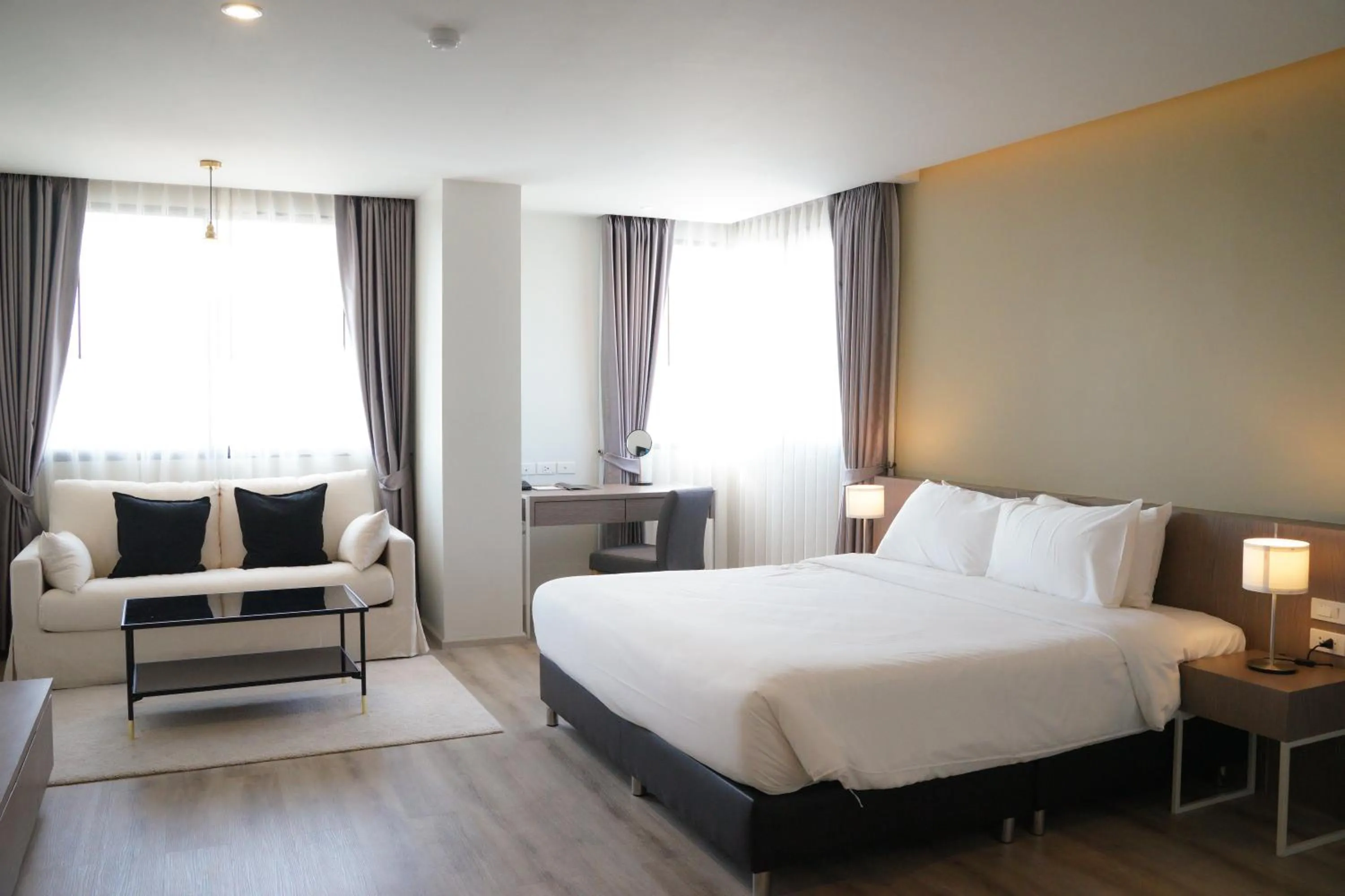 Bedroom, Bed in The Rise Suites Hotel, Chiang Mai - SHA Extra Plus