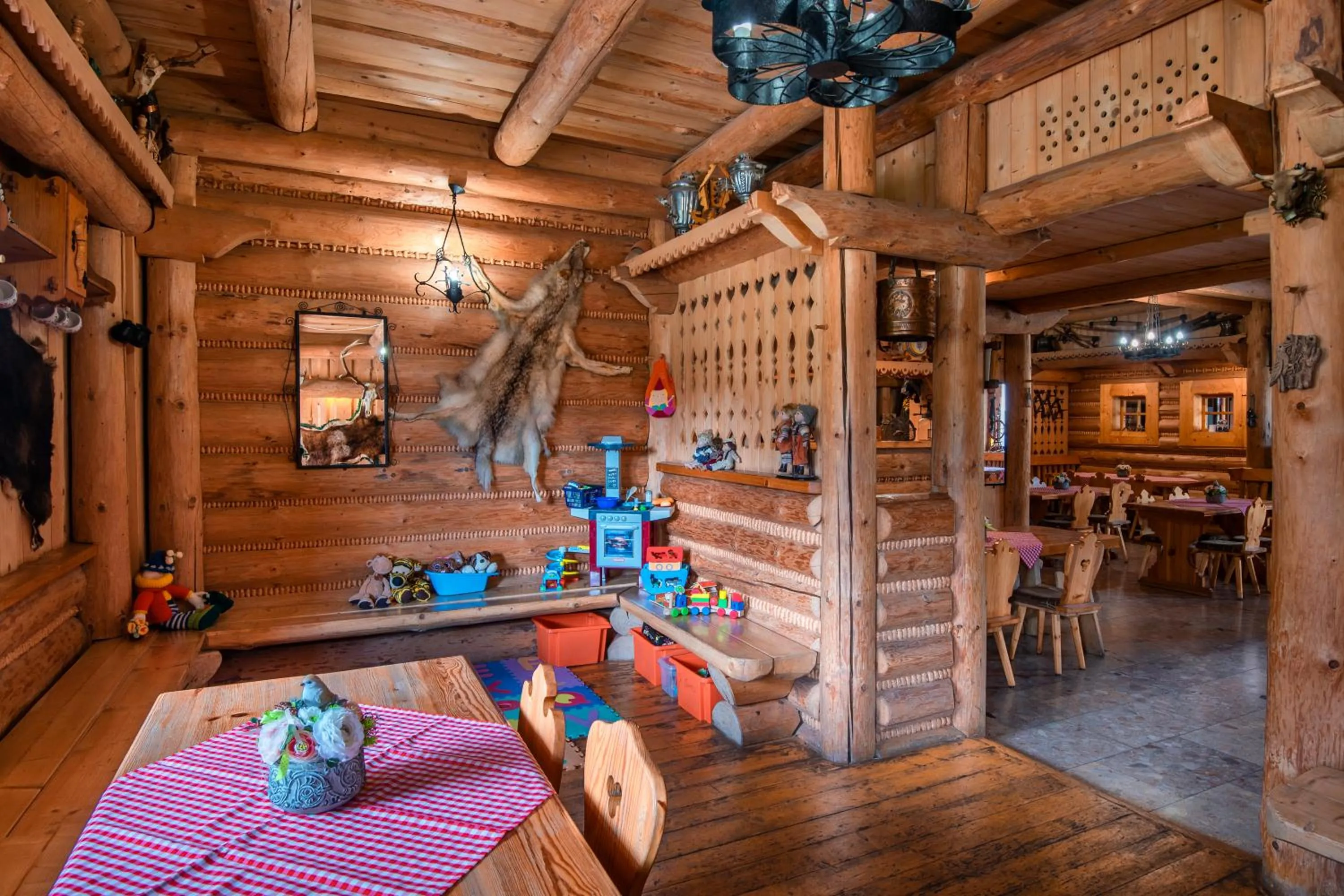 Restaurant/places to eat in SOVA Hotel&Restaurant