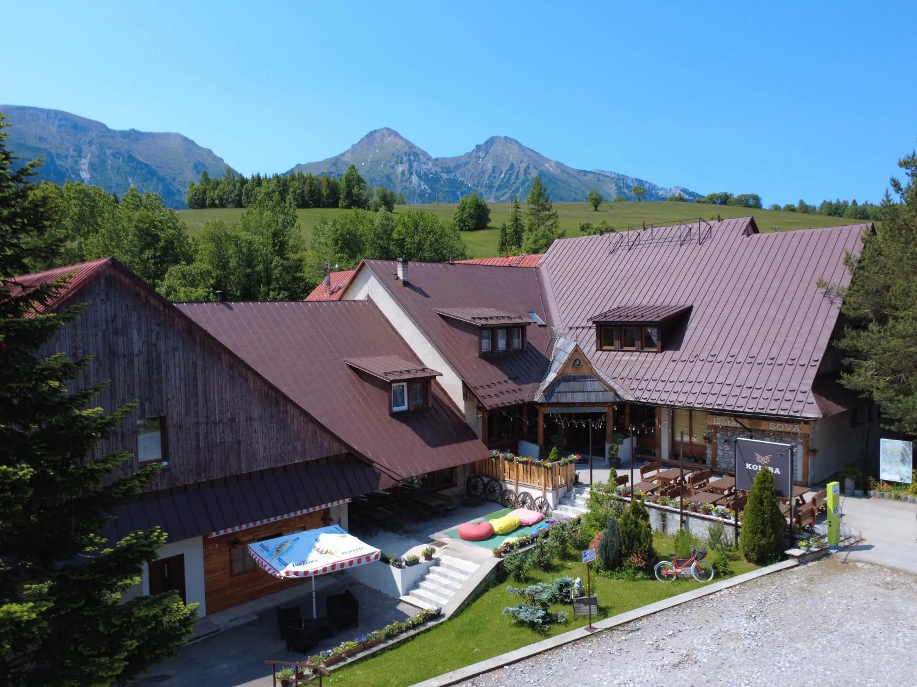 Property building in SOVA Hotel&Restaurant