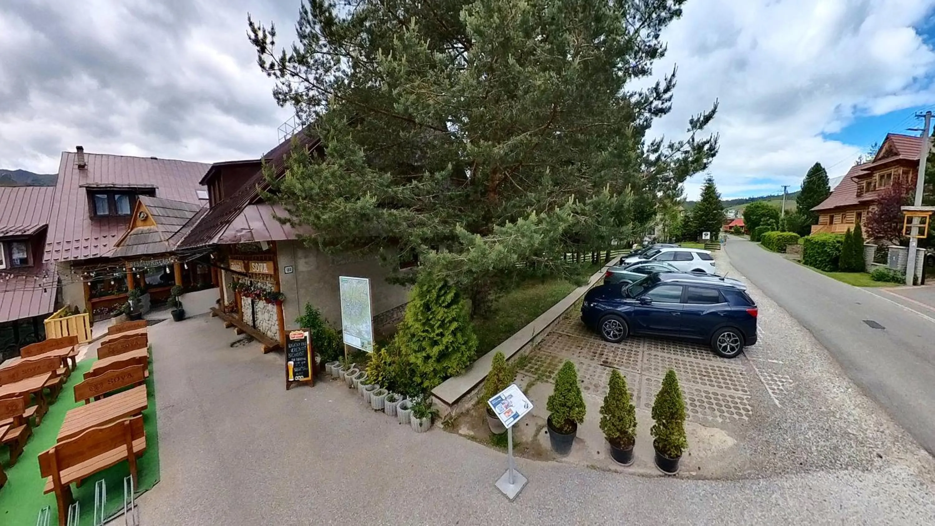 Parking in SOVA Hotel&Restaurant