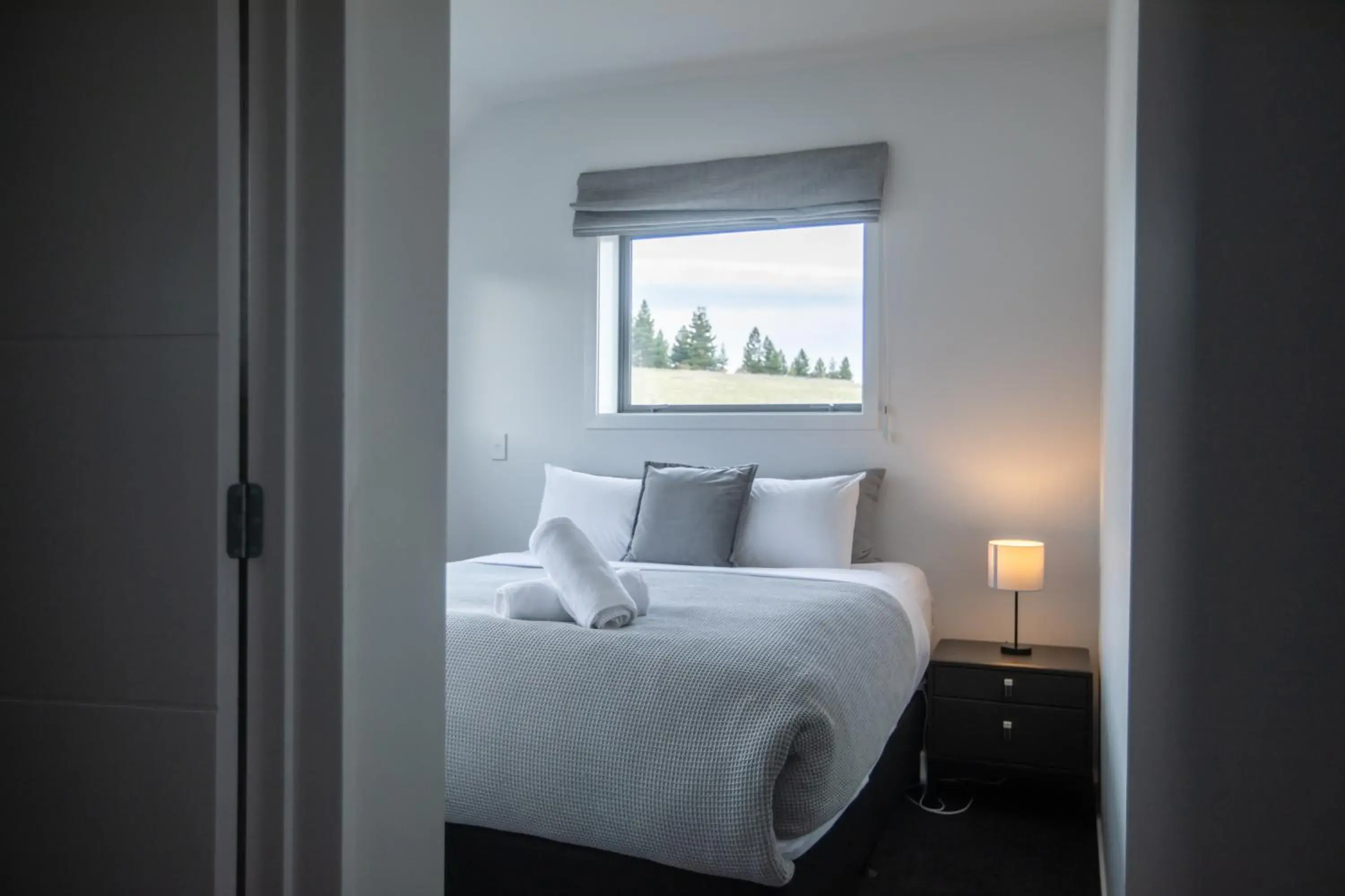 Bed in Skyrim Lodge Bed in Skyrim Lodge