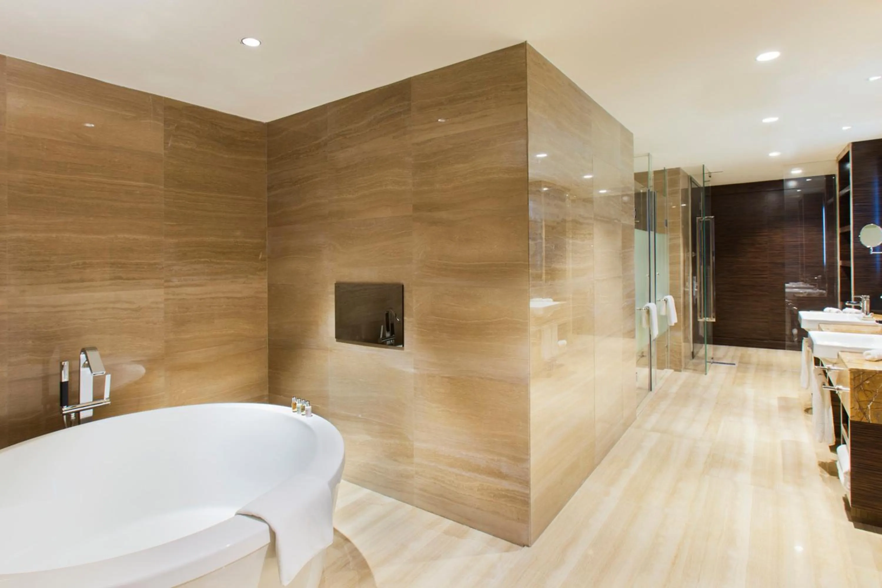 Photo of the whole room in Holiday Inn Panjin Aqua City by IHG