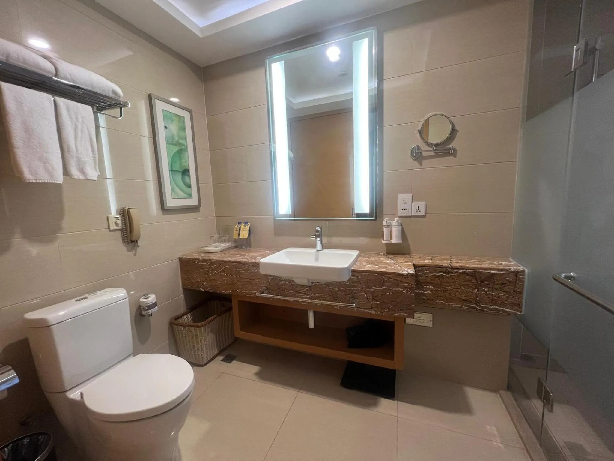 Photo of the whole room in Holiday Inn Panjin Aqua City by IHG