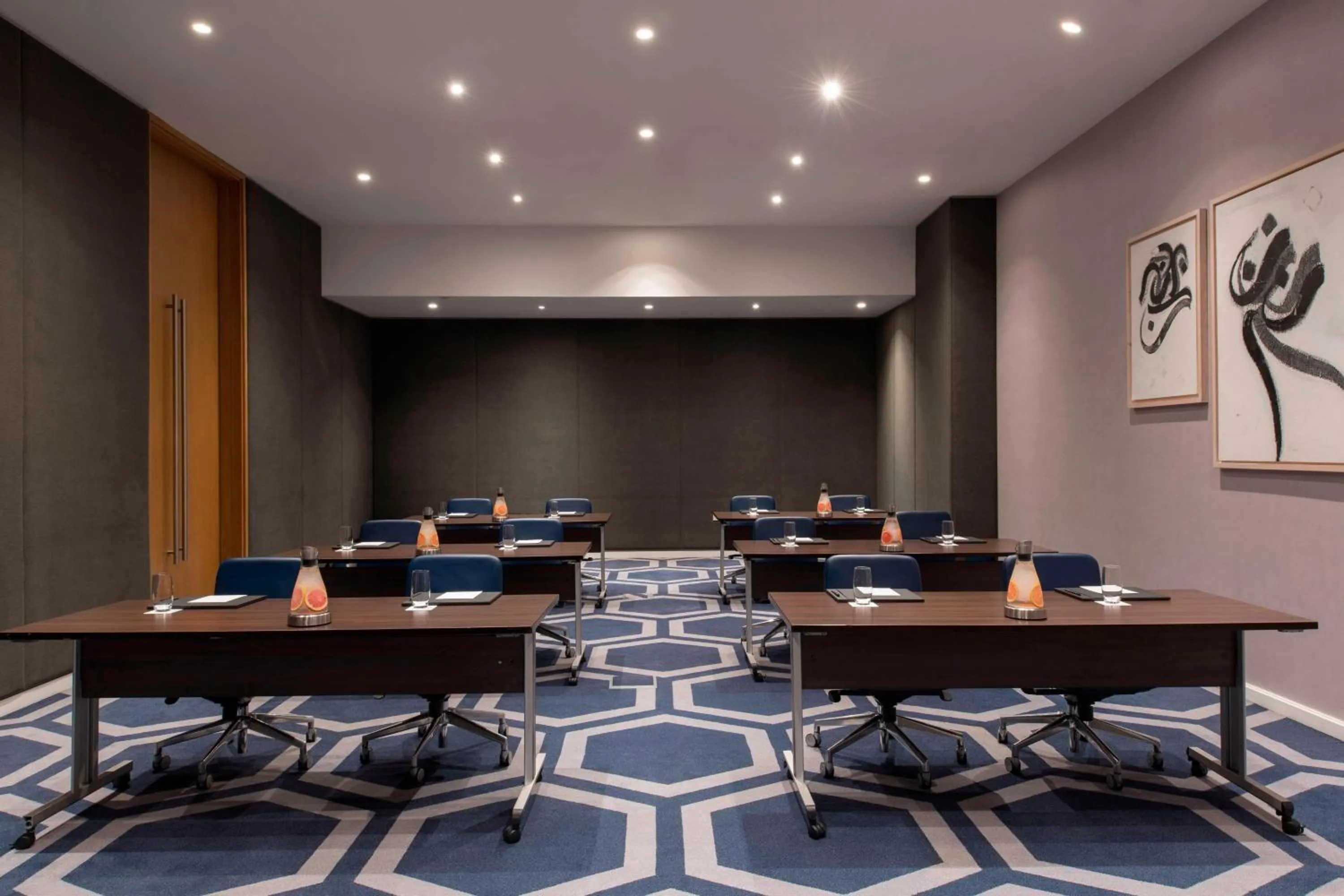 Meeting/conference room in W Doha