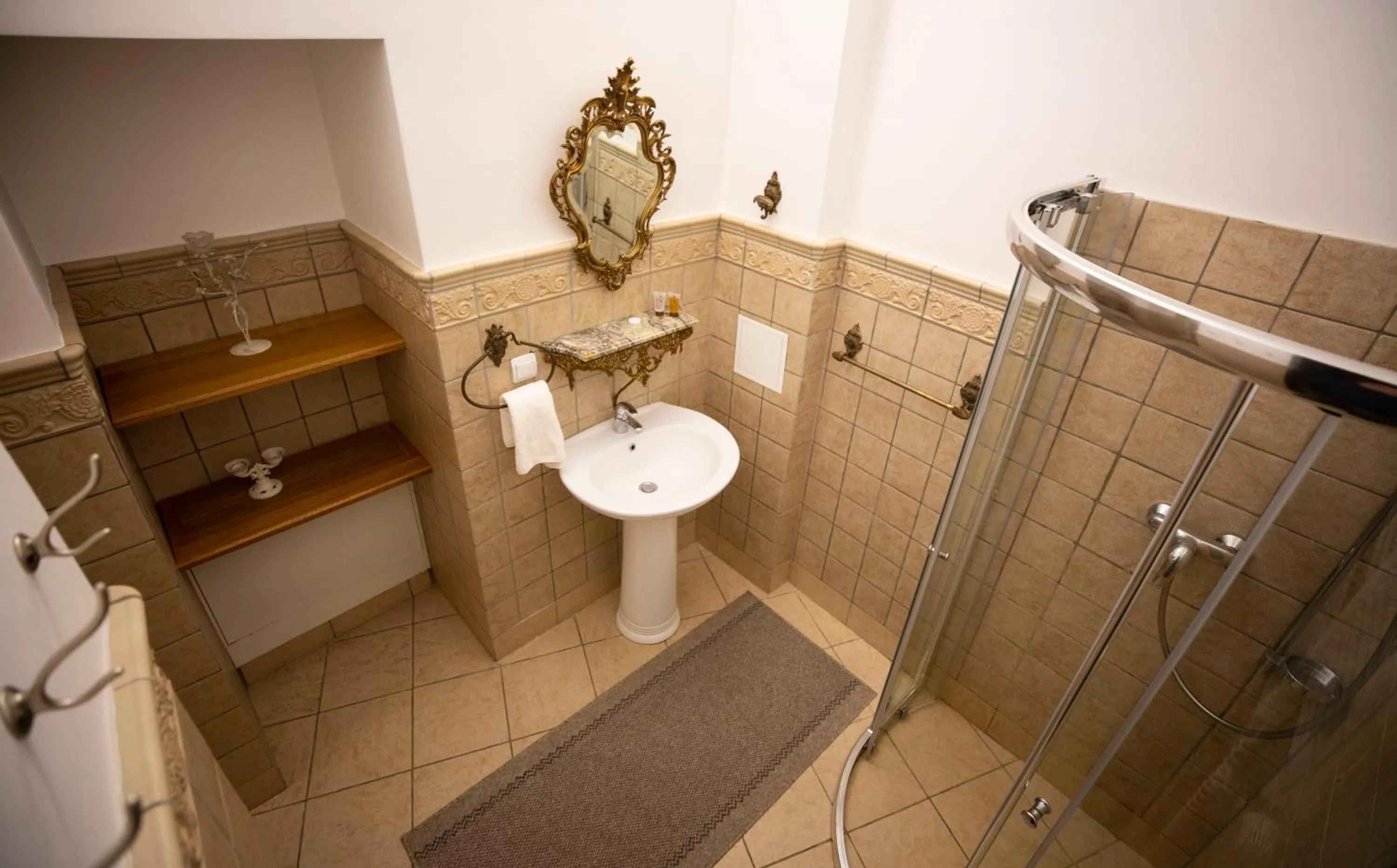 Taujėnų dvaro svečių namai