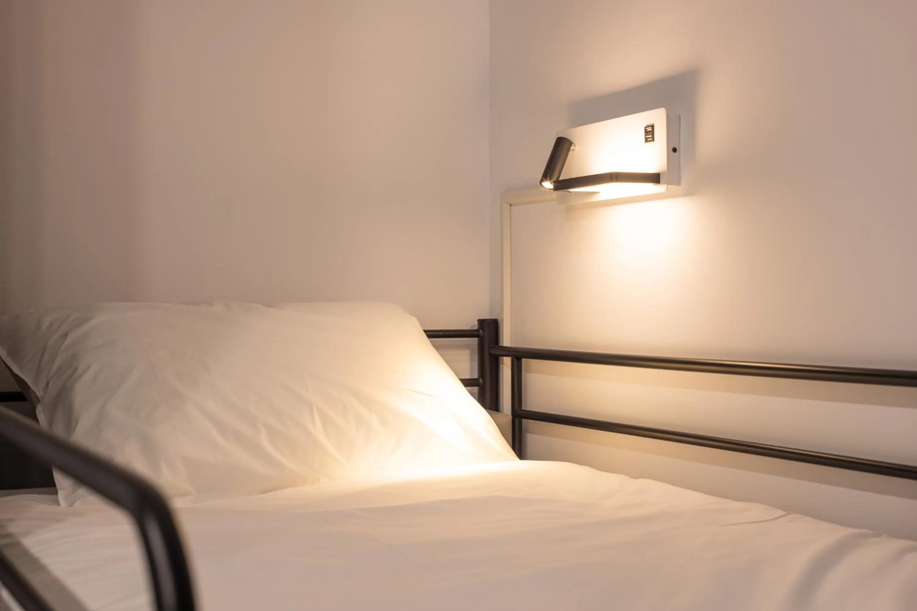 Bed in Nice Hostel