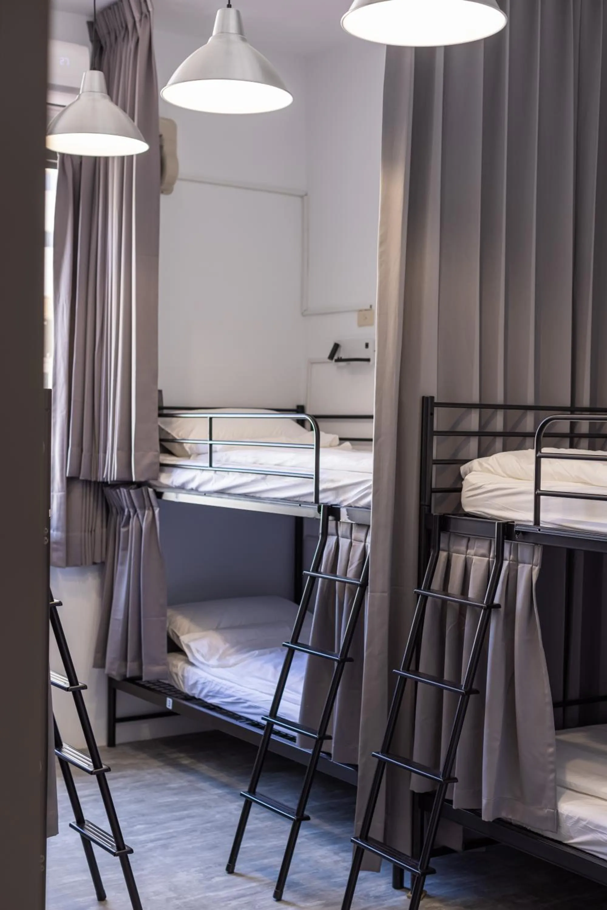 bunk bed, Bed in Nice Hostel